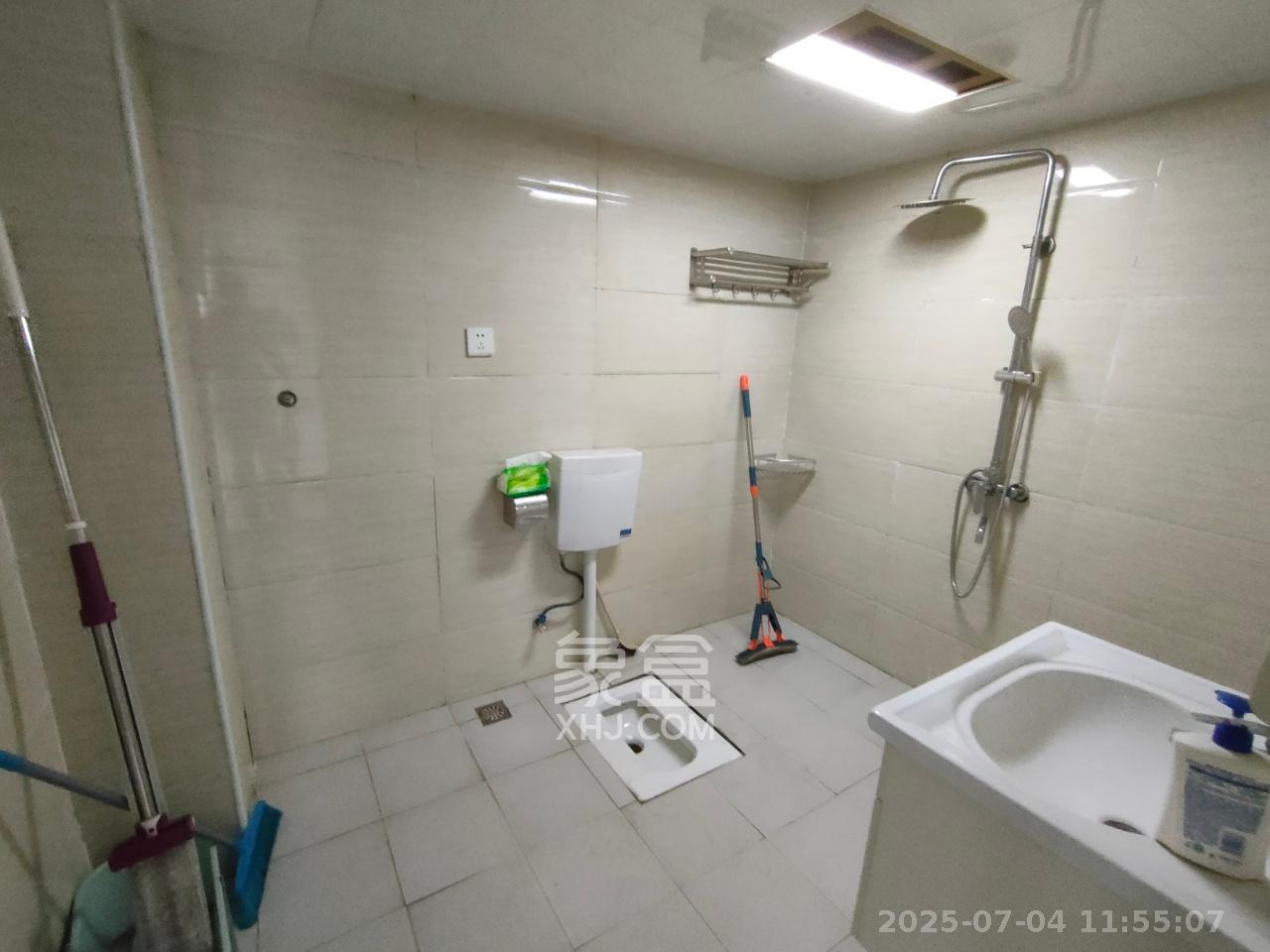 中惠锦堂  3室2厅2卫   3700.00元/月室内图
