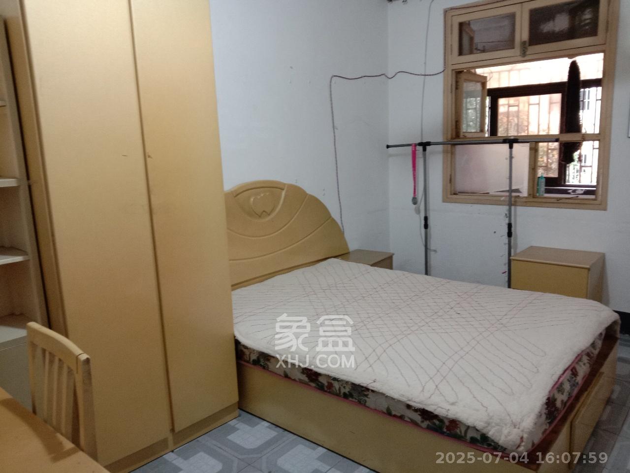 庆海小区  2室1厅1卫   1400.00元/月室内图