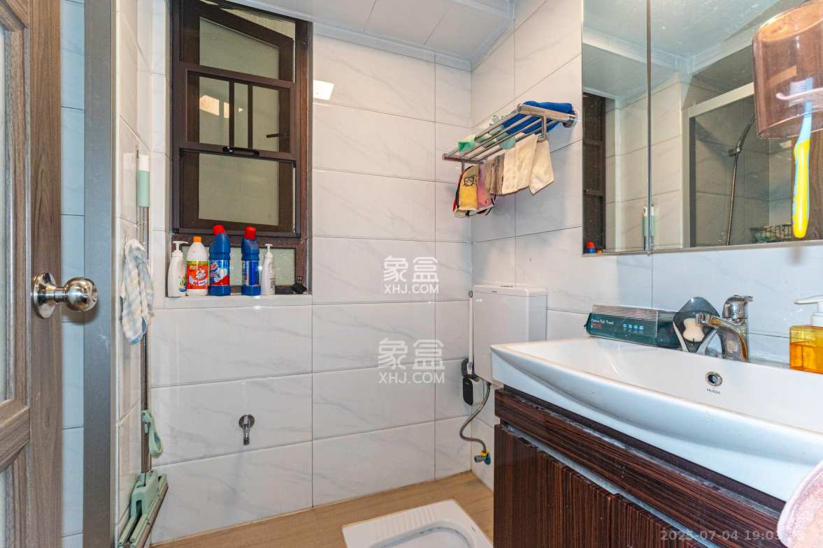 碧桂园翘楚棠 3室2厅2卫 118.0万 碧桂园翘楚棠 3室2厅2卫 118.0万卫生间