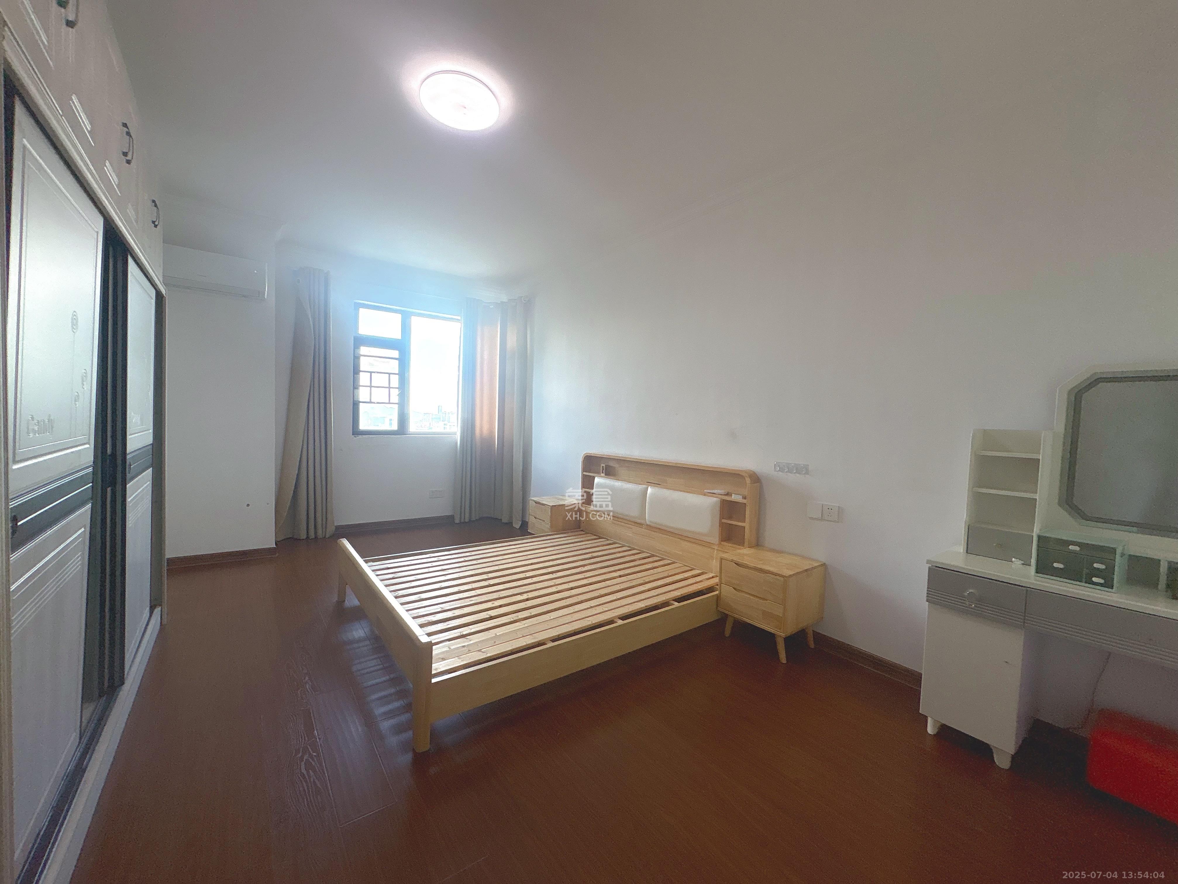 八方小区C区  3室2厅1卫   3000.00元/月室内图