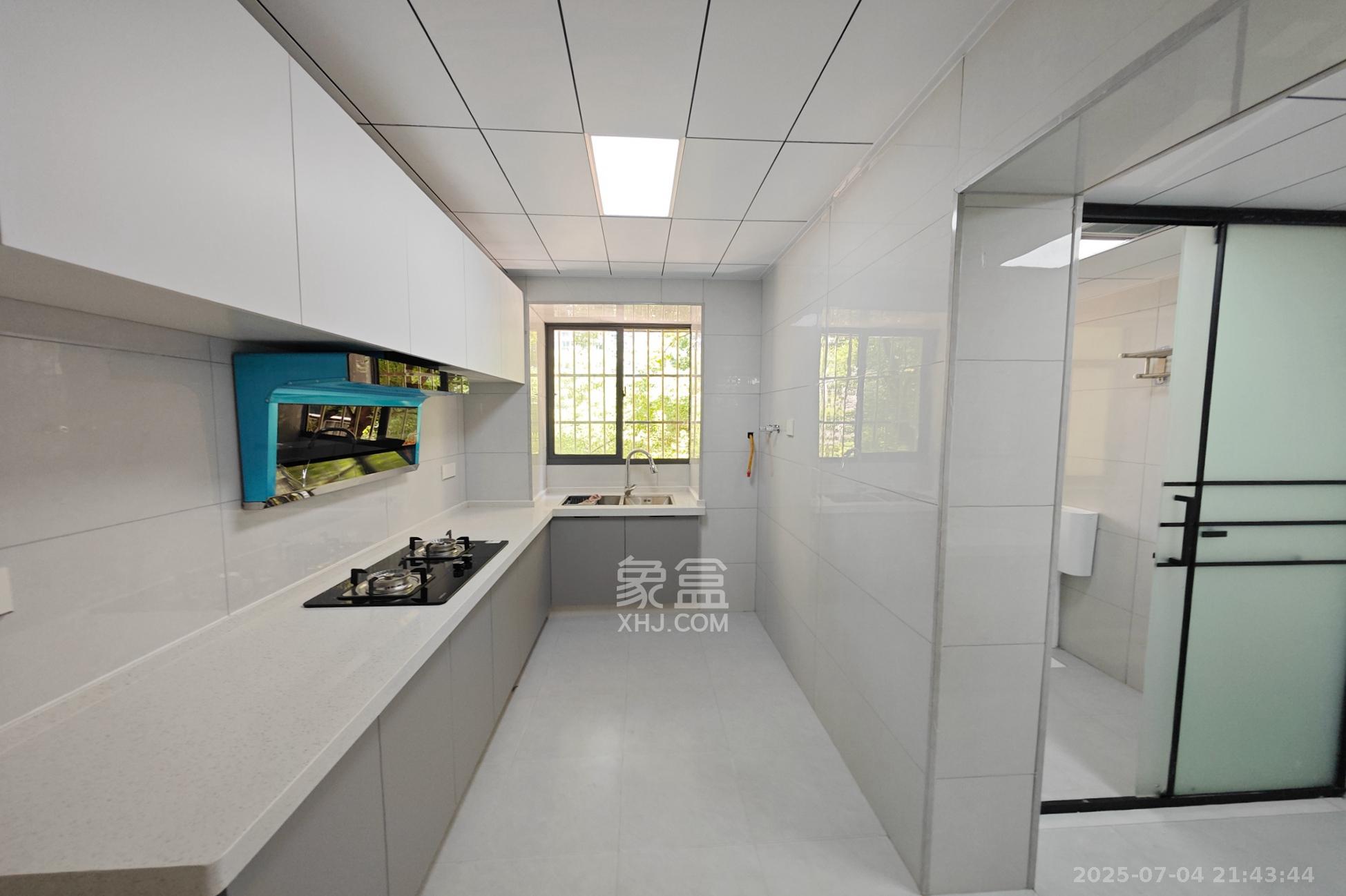 标准件厂宿舍(长沙标准件总厂宿舍) 3室1厅1卫 53.8万 标准件厂宿舍(长沙标准件总厂宿舍) 3室1厅1卫 53.8万厨房