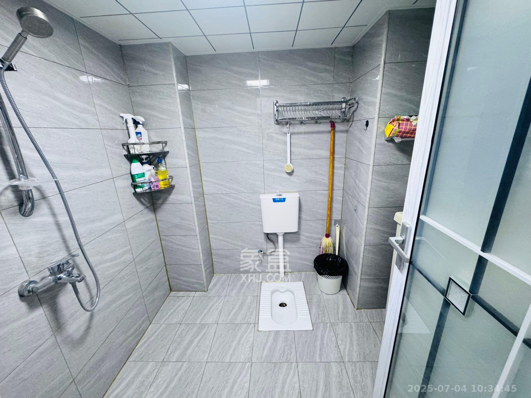 创世纪广场 1室1厅1卫 1500.0元/月 创世纪广场 1室1厅1卫 1500.0元/月室内图