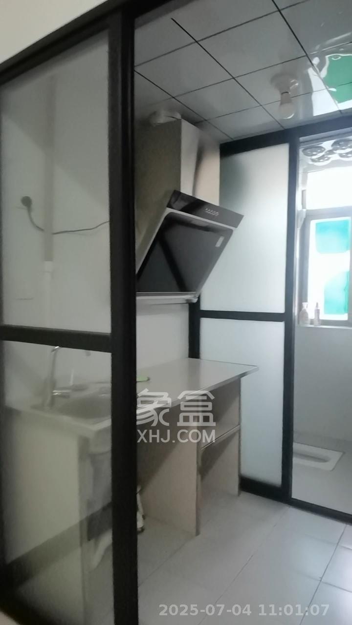 望龙小区  2室1厅1卫   1100.00元/月室内图