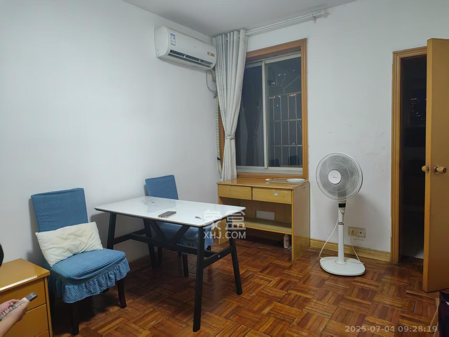 东塘电力院 2室1厅1卫 2000.0元/月 东塘电力院 2室1厅1卫 2000.0元/月室内图