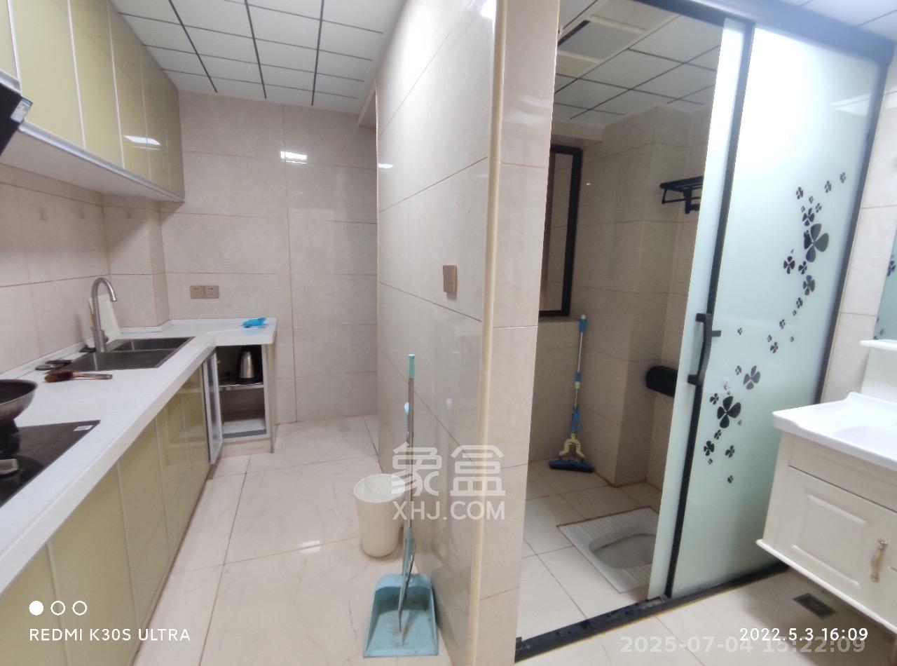 中国铁建梅溪青秀二期  3室2厅2卫   3100.00元/月室内图