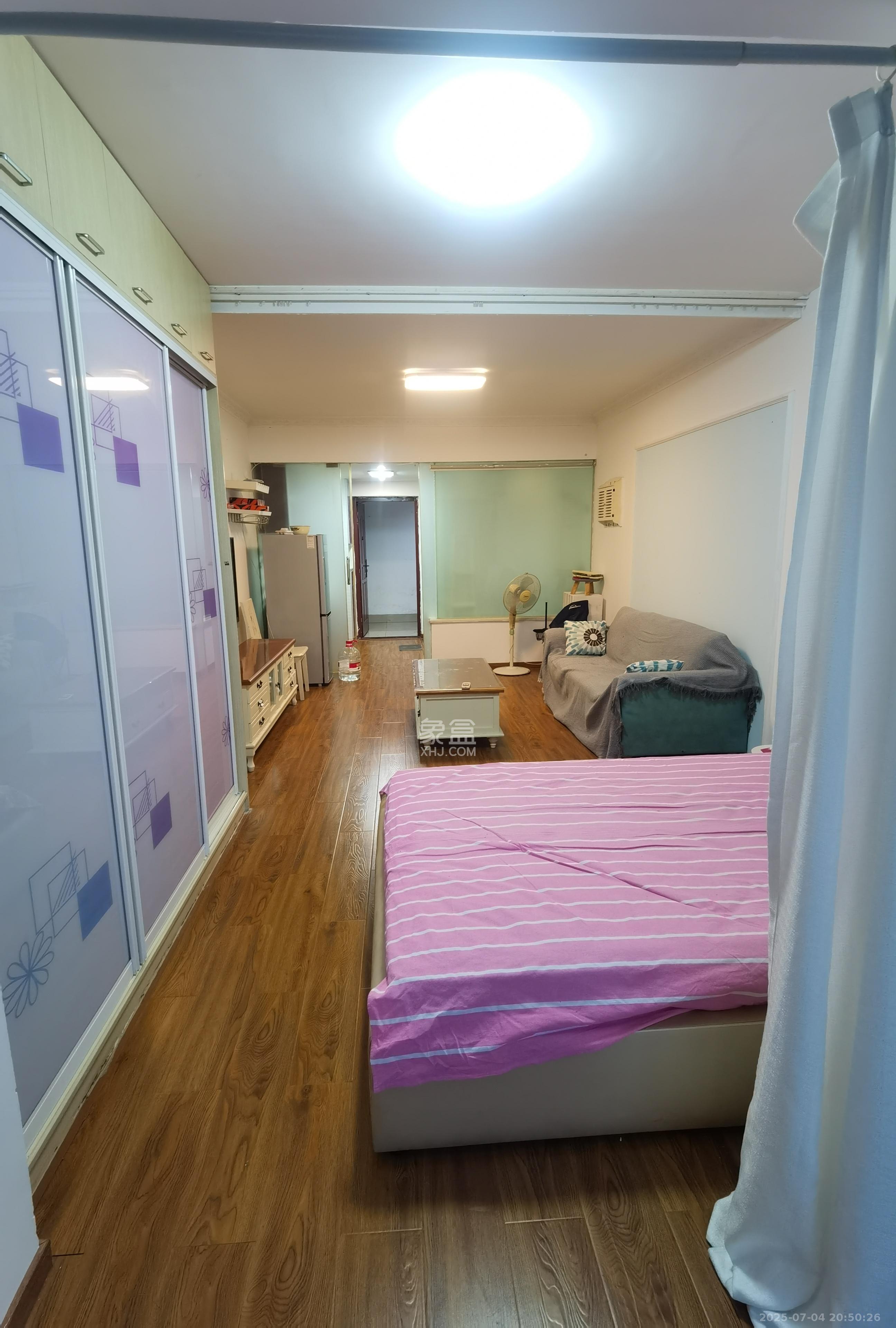 华府壹航线  1室1厅1卫   1600.00元/月室内图