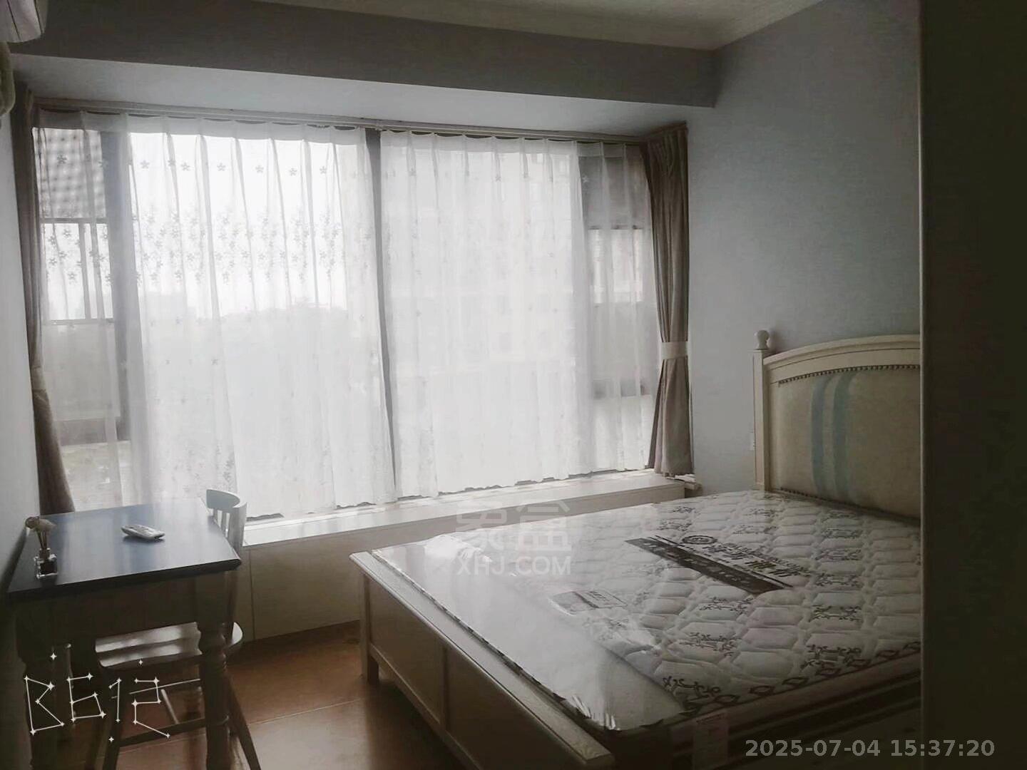 金轮翡翠名园 4室2厅2卫 2000.0元/月 金轮翡翠名园 4室2厅2卫 2000.0元/月室内图