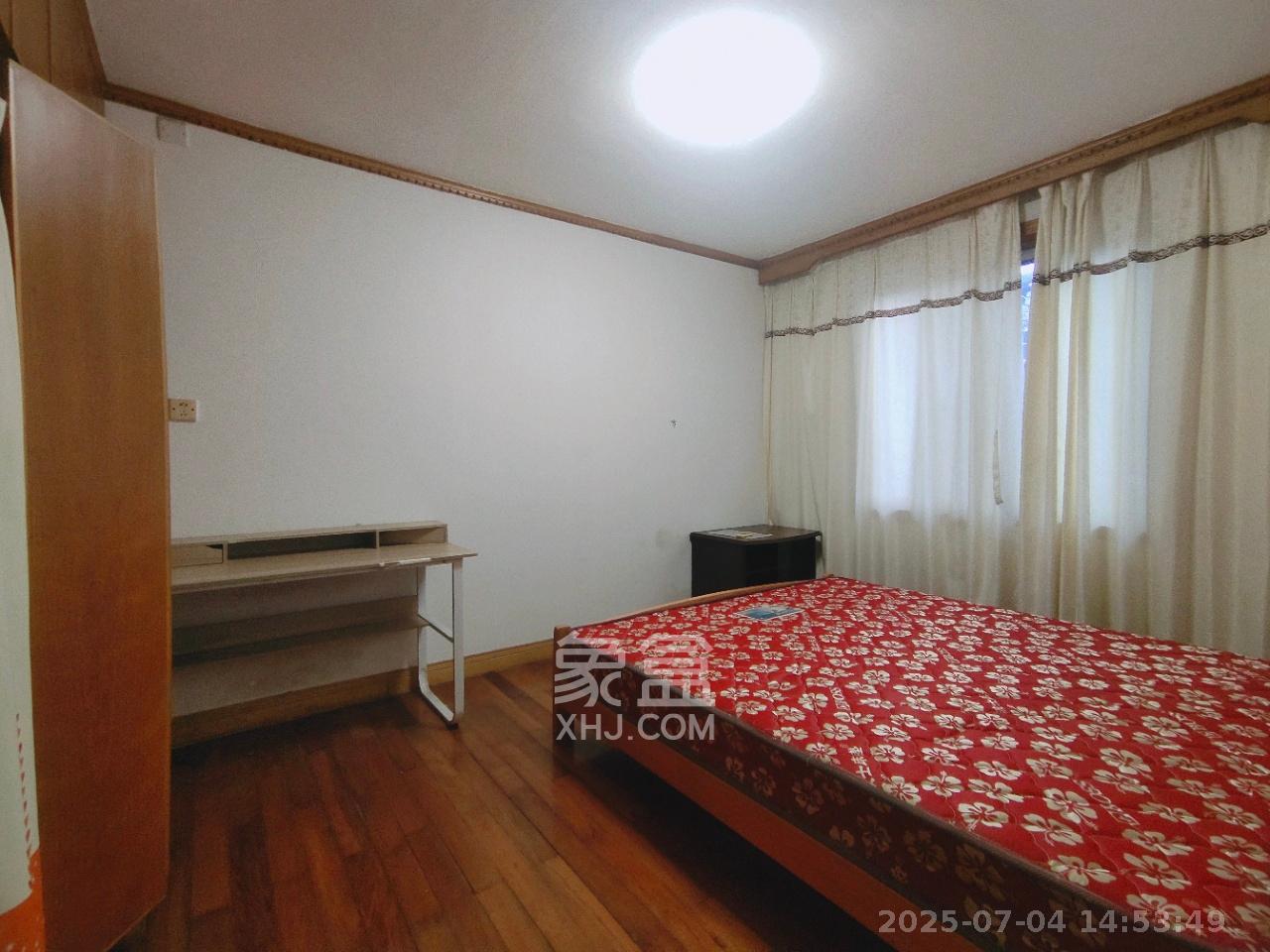 学宫公寓 2室1厅1卫 2000.0元/月 学宫公寓 2室1厅1卫 2000.0元/月室内图