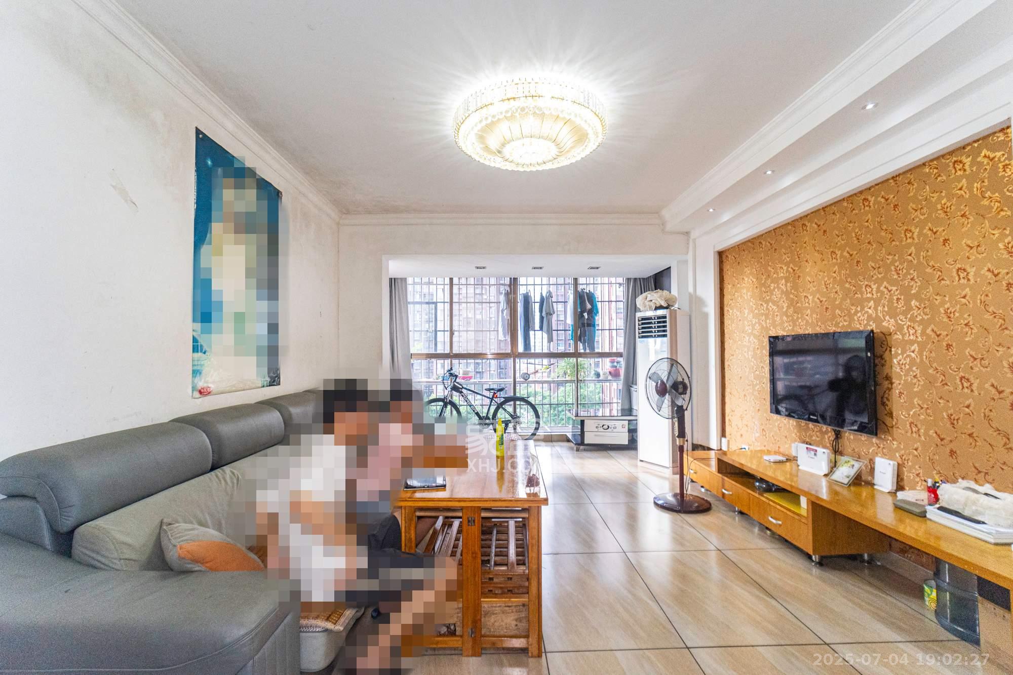 方略潇邦 3室2厅1卫 46.8万 方略潇邦 3室2厅1卫 46.8万客厅