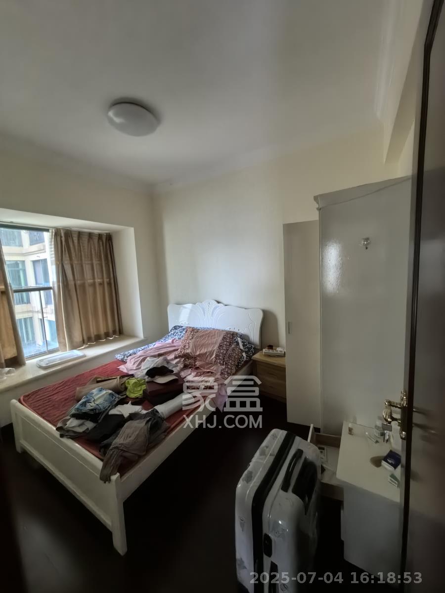 恒大城 2室2厅1卫 1900.0元/月 恒大城 2室2厅1卫 1900.0元/月室内图