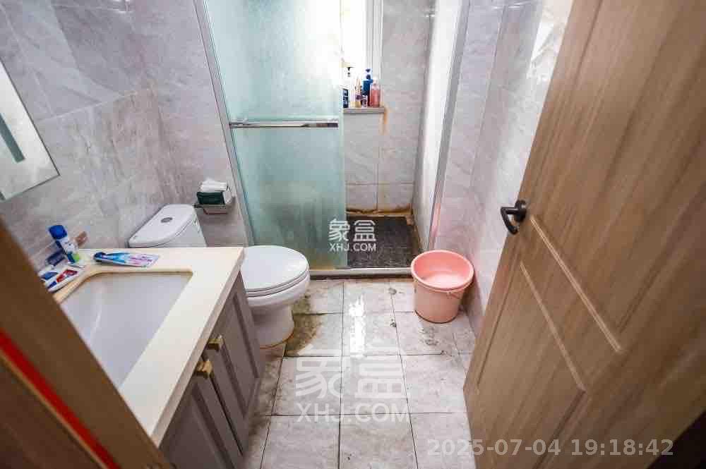 金地中交麓谷香颂(金地中交雅苑) 3室2厅2卫 3350.0元/月 金地中交麓谷香颂(金地中交雅苑) 3室2厅2卫 3350.0元/月室内图