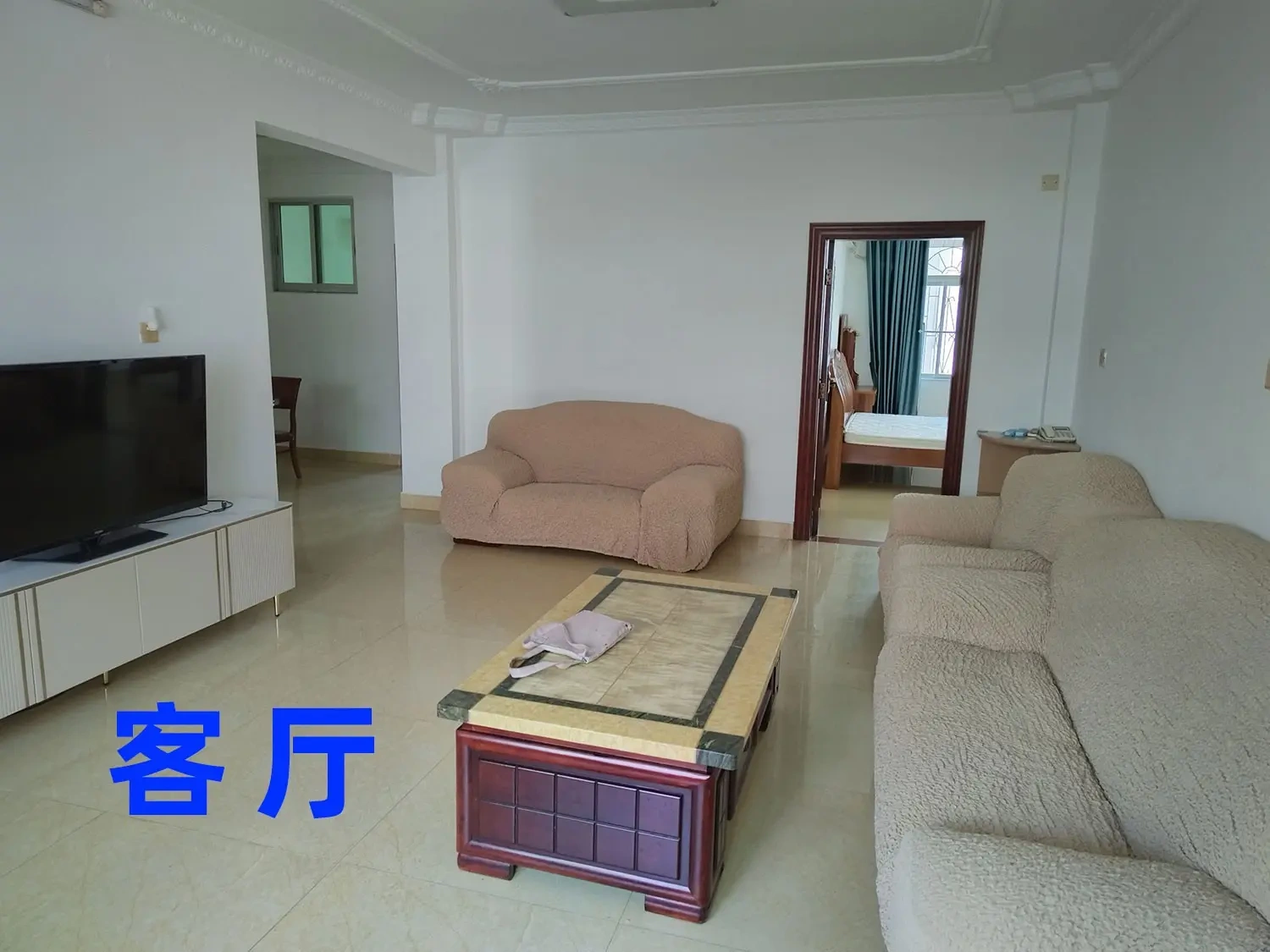 金花园  3室2厅2卫   3000.00元/月