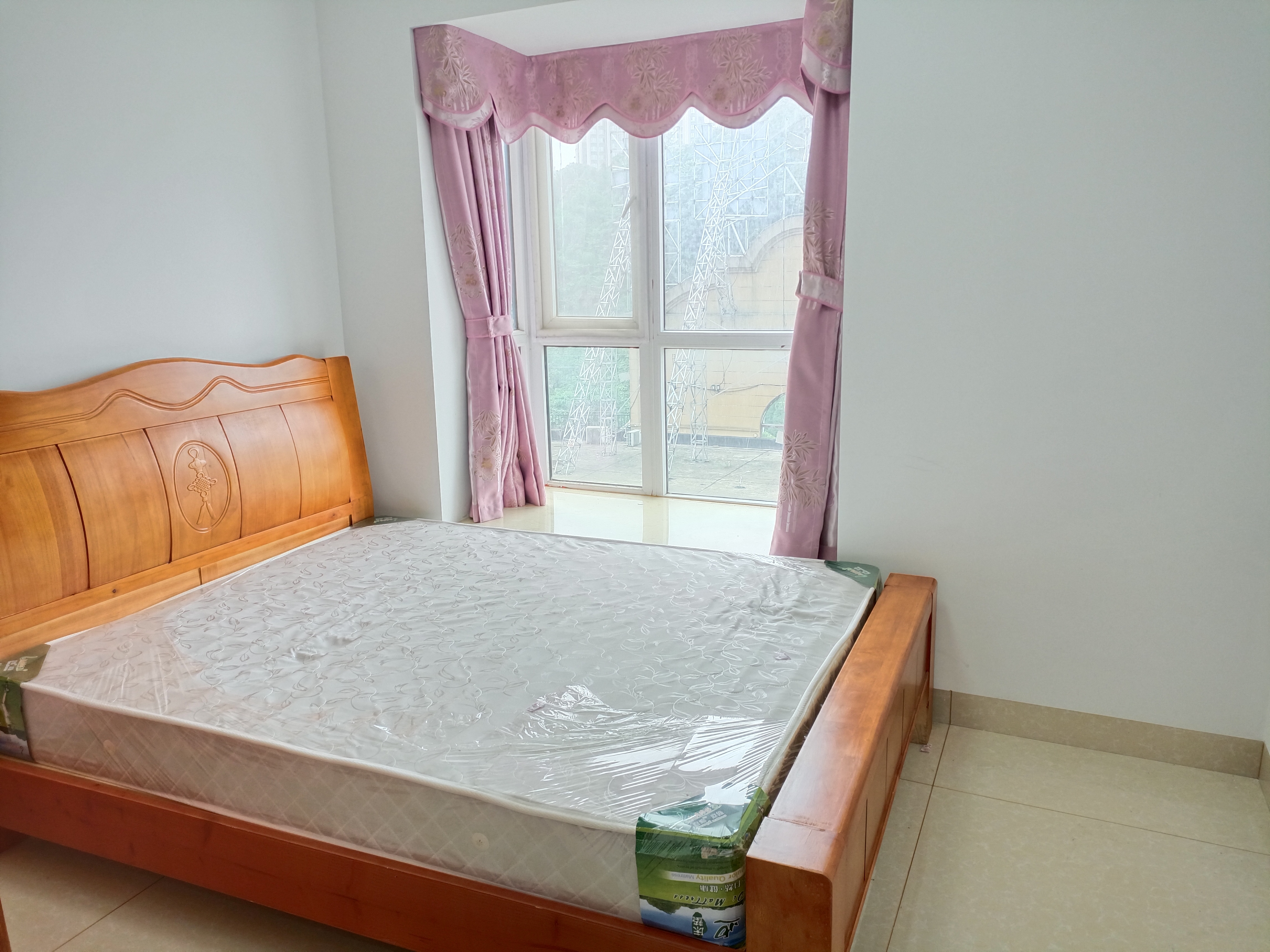 富兴嘉城 3室2厅2卫 1600.0元/月 富兴嘉城 3室2厅2卫 1600.0元/月室内图