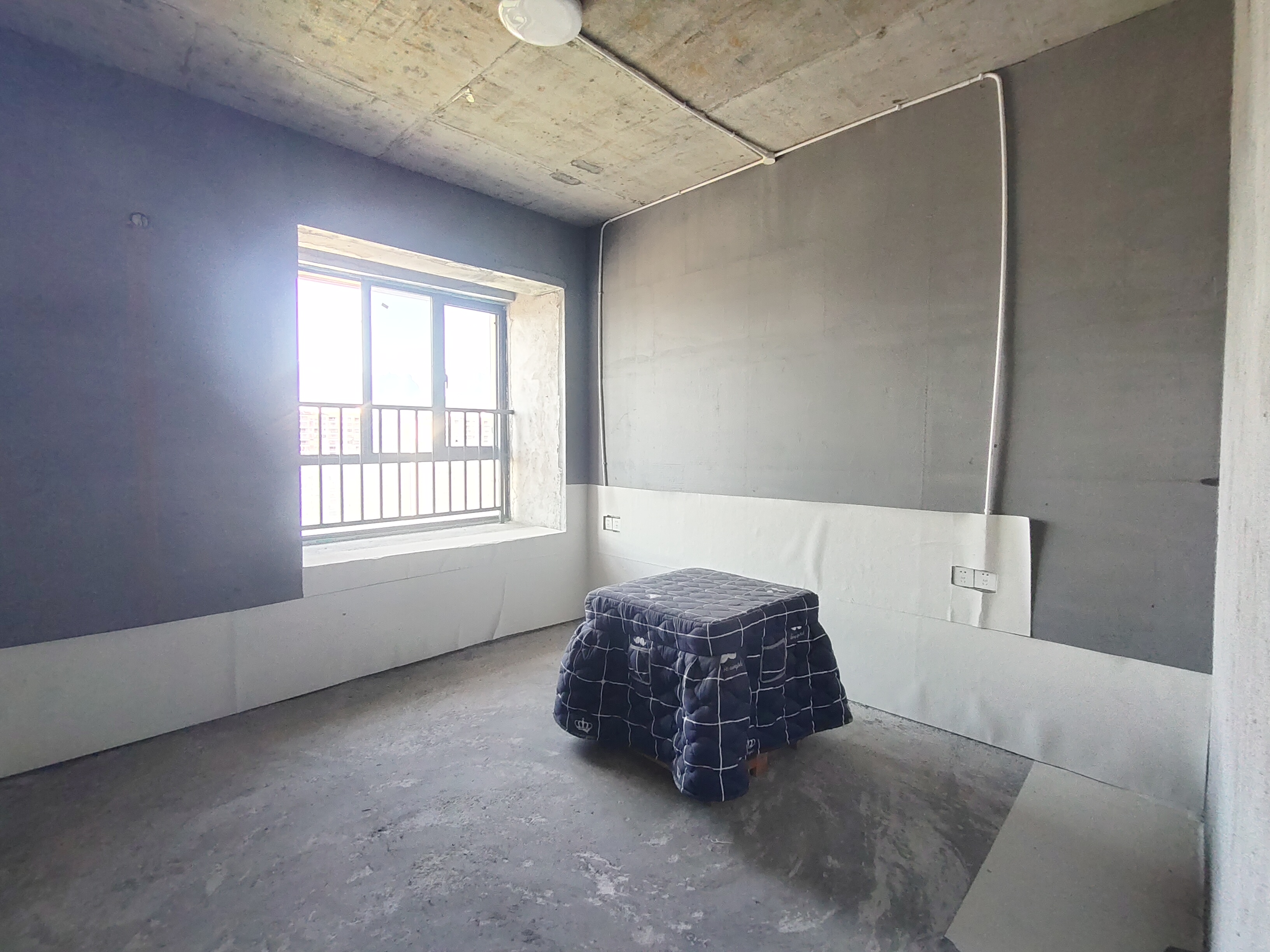 昊天珑璟湾  3室2厅2卫    56.8万 昊天珑璟湾  3室2厅2卫    56.8万客厅