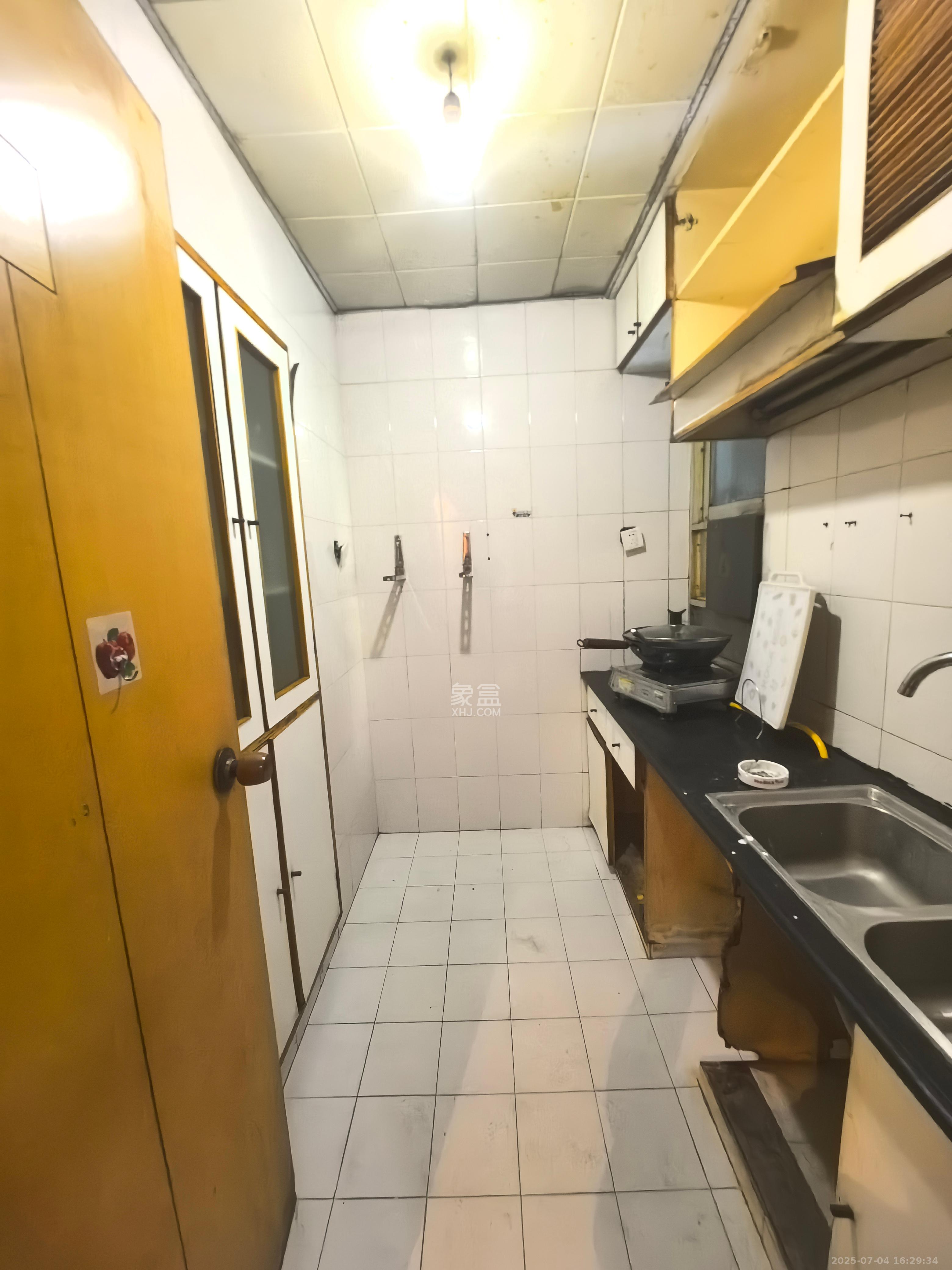 床单厂宿舍  2室1厅1卫    1200.0元/月室内图