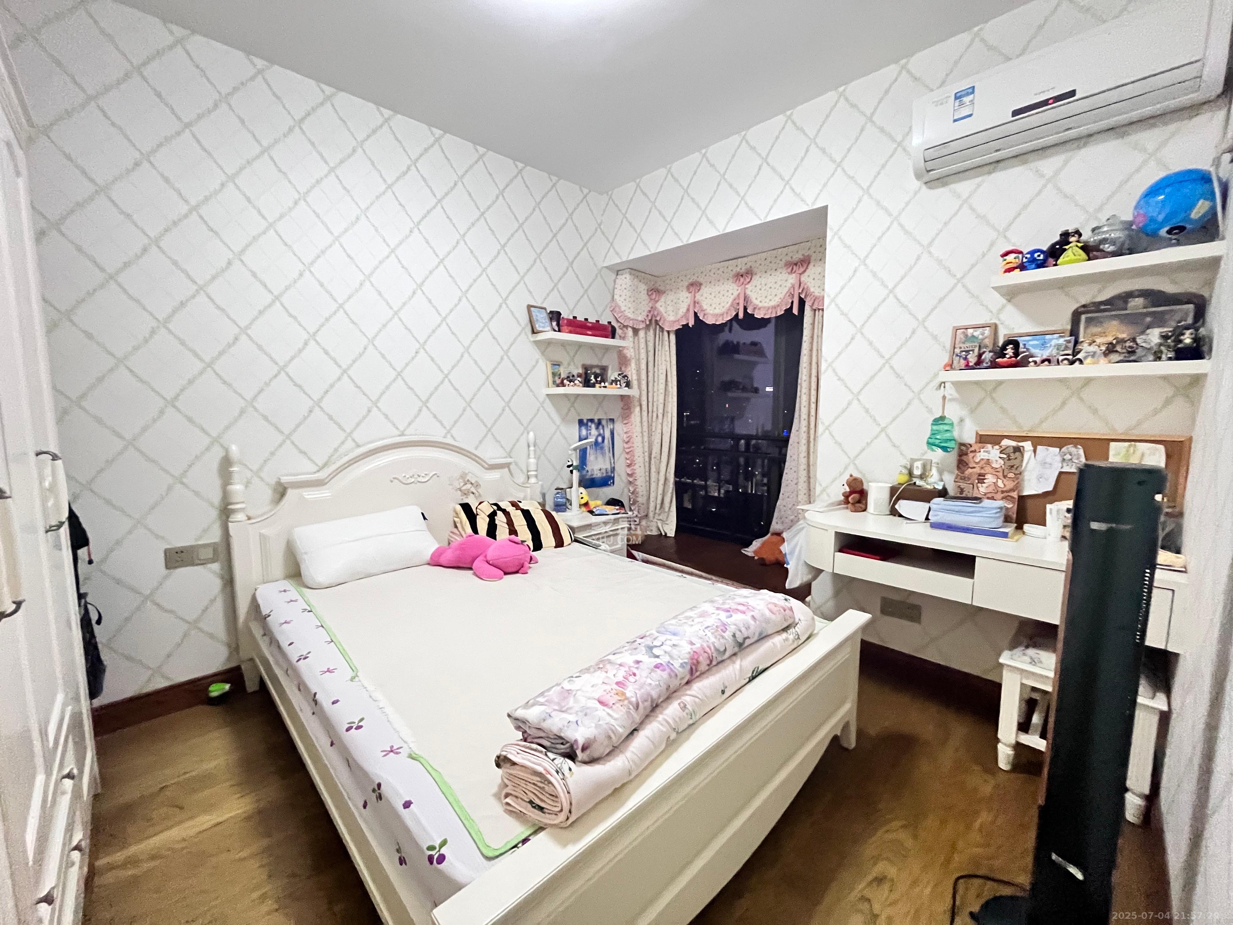 湘域熙岸 3室2厅2卫 3500.0元/月 湘域熙岸 3室2厅2卫 3500.0元/月室内图