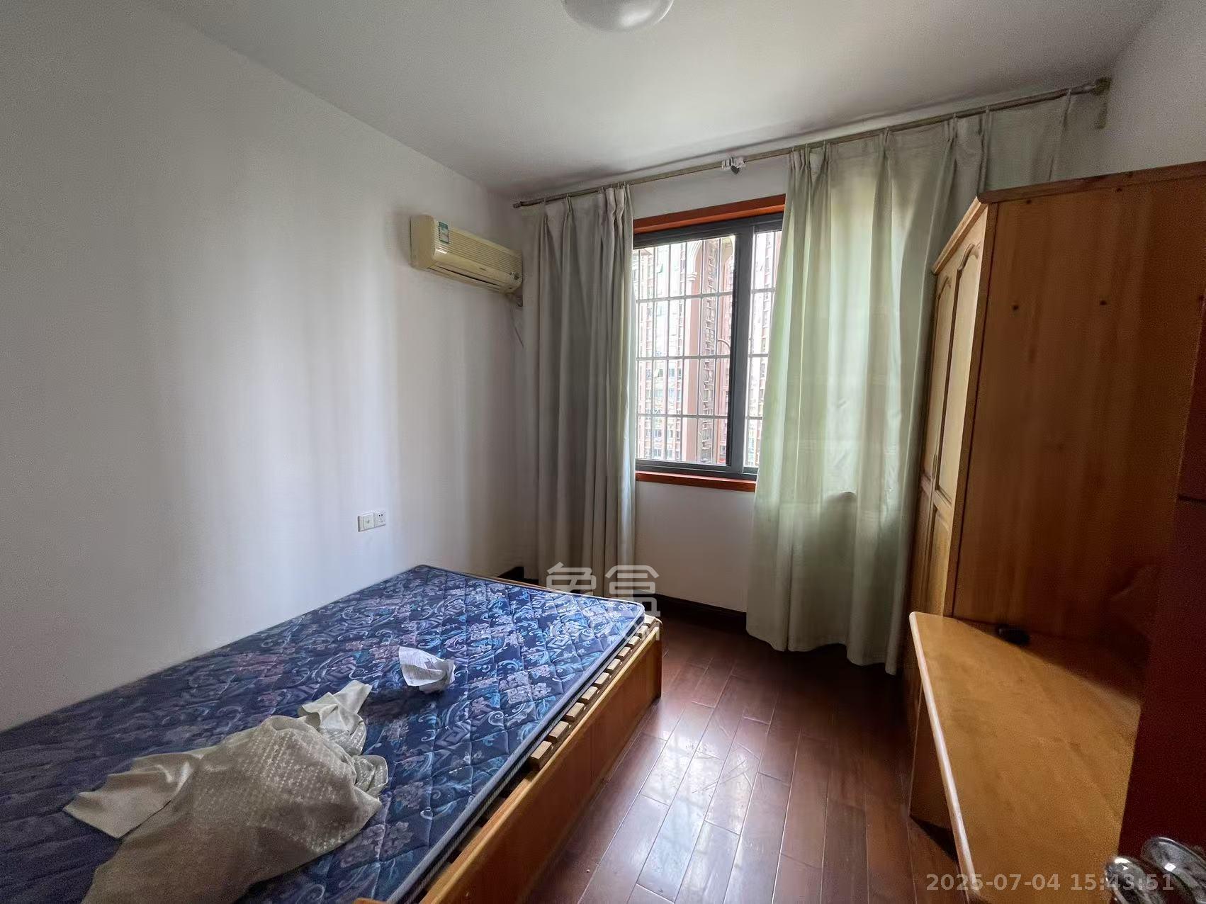 上海城小区  3室2厅1卫    2200.0元/月 上海城小区  3室2厅1卫    2200.0元/月室内图