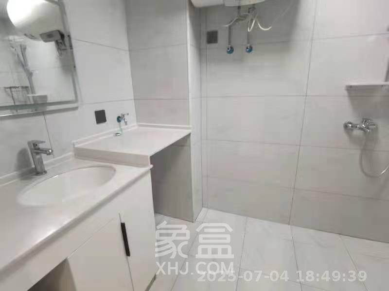 中建悦和城  1室1厅1卫    1300.0元/月室内图