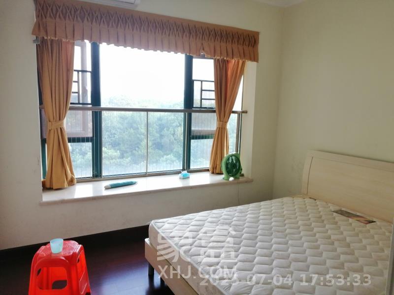 恒大城 3室2厅2卫 2300.0元/月 恒大城 3室2厅2卫 2300.0元/月室内图