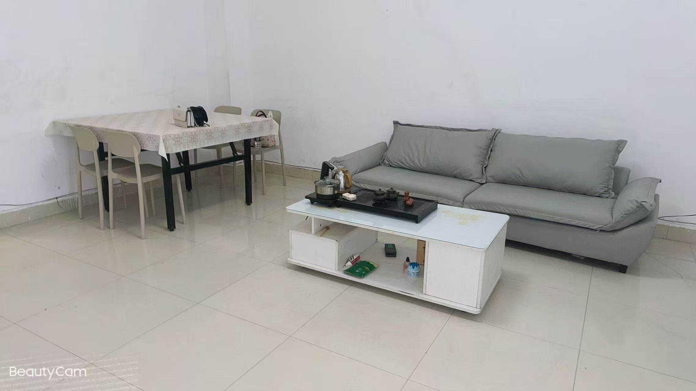 永兴阁A座 3室2厅2卫 1700.0元/月 永兴阁A座 3室2厅2卫 1700.0元/月室内图