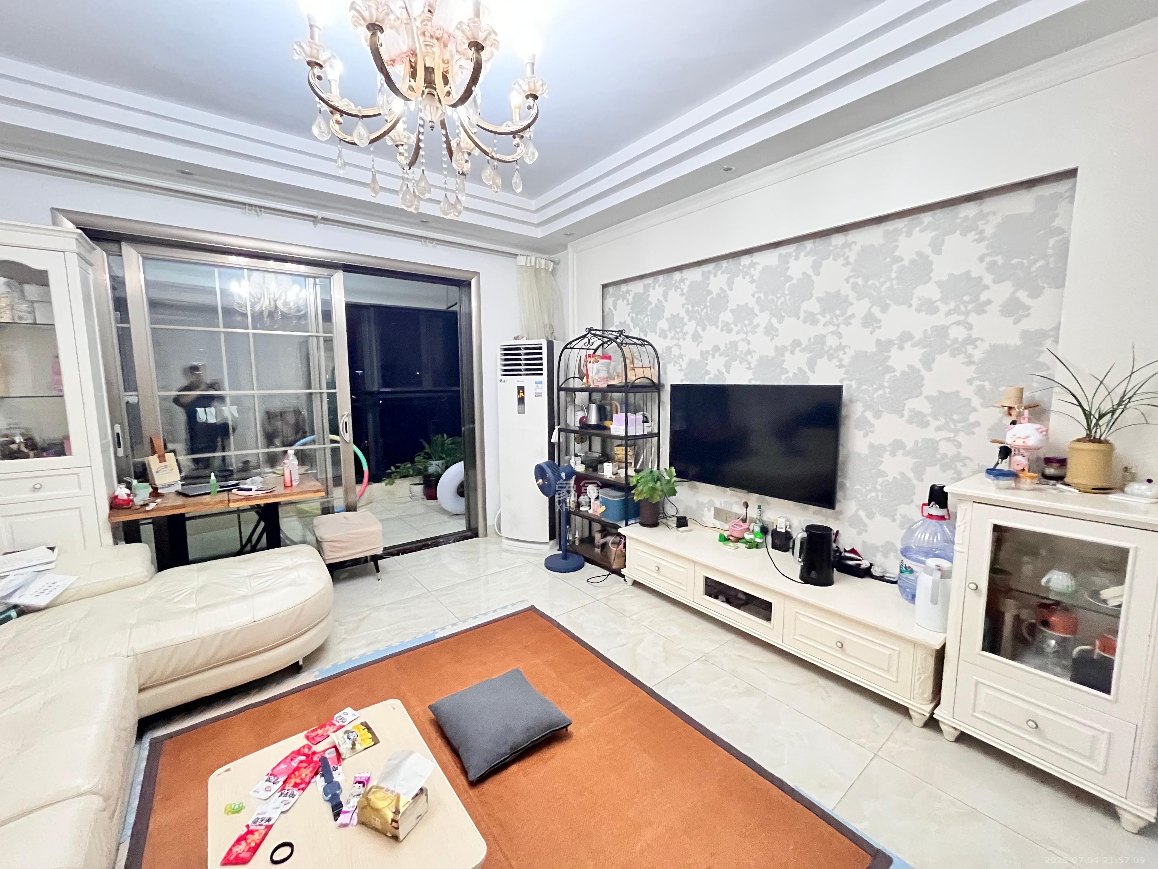 湘域熙岸 3室2厅2卫 3500.0元/月 湘域熙岸 3室2厅2卫 3500.0元/月室内图