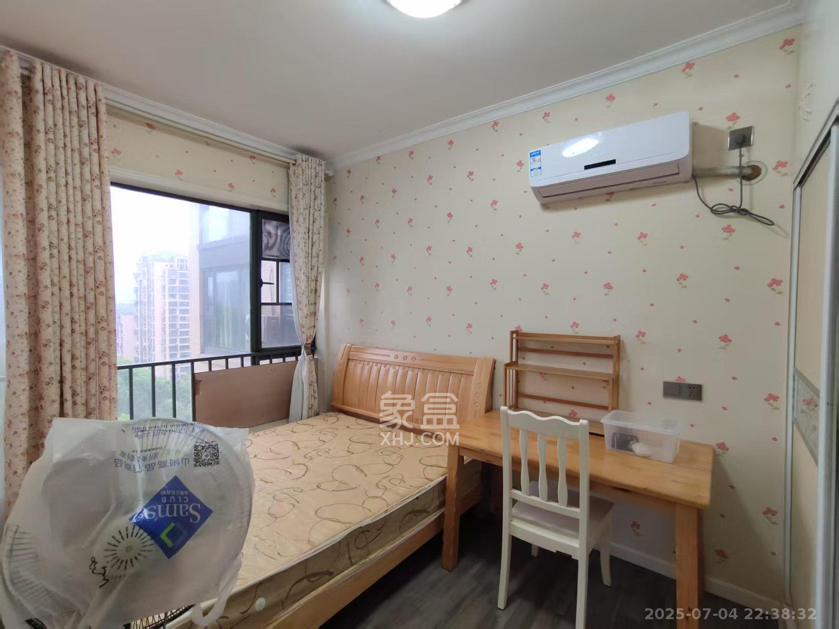 中城丽景香山园  3室2厅2卫   3000.00元/月室内图