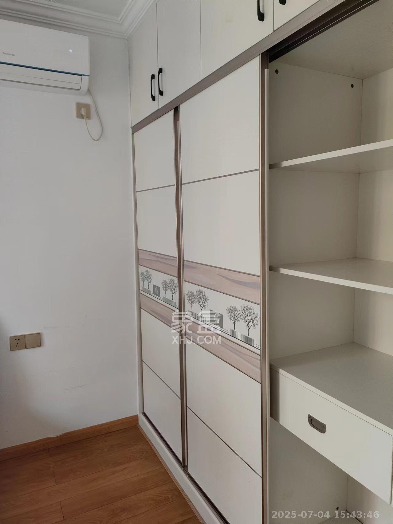 丽发新城  2室2厅1卫   1700.00元/月室内图