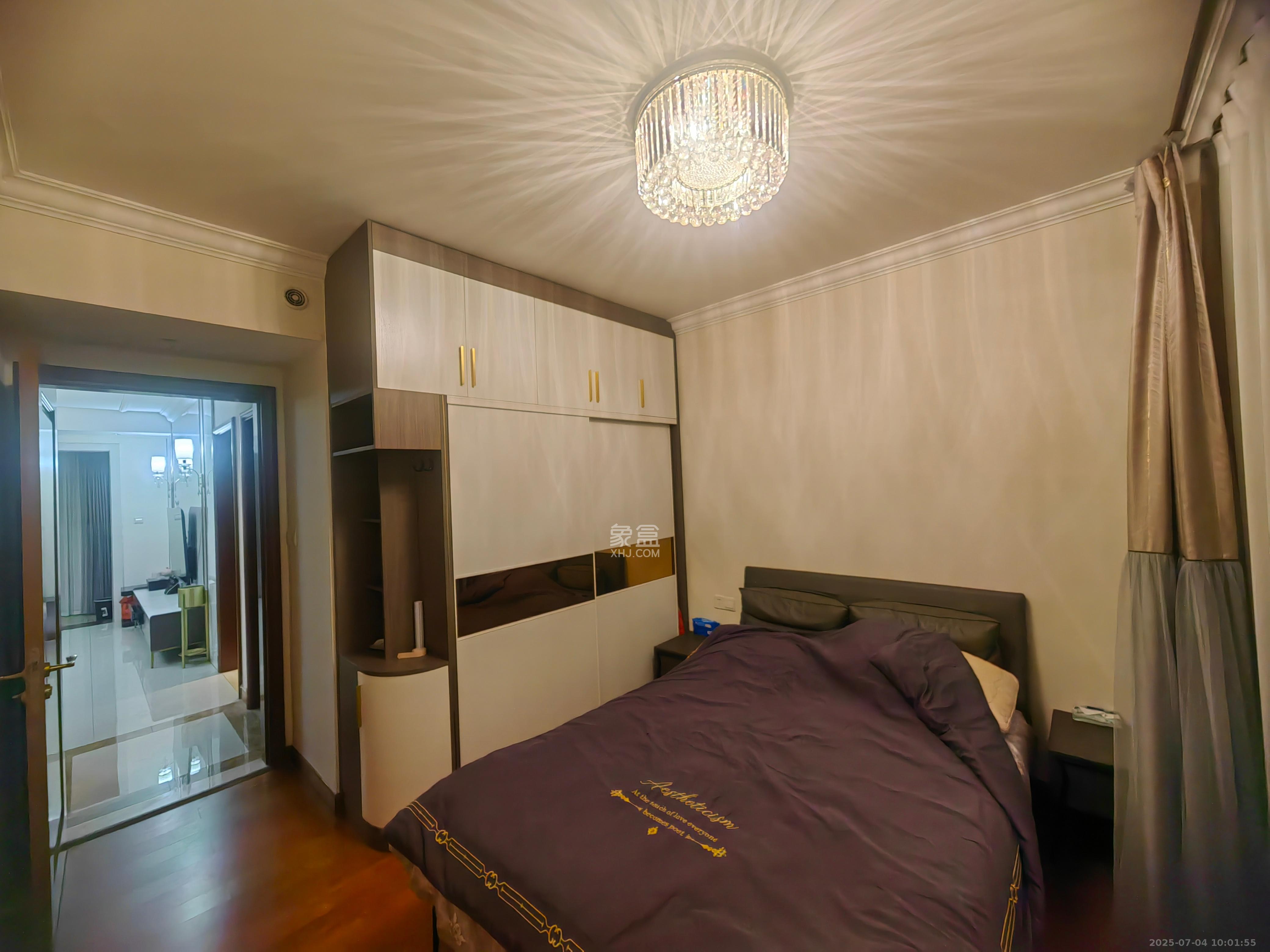 恒大御景半岛 3室2厅2卫 60.0万 恒大御景半岛 3室2厅2卫 60.0万客厅