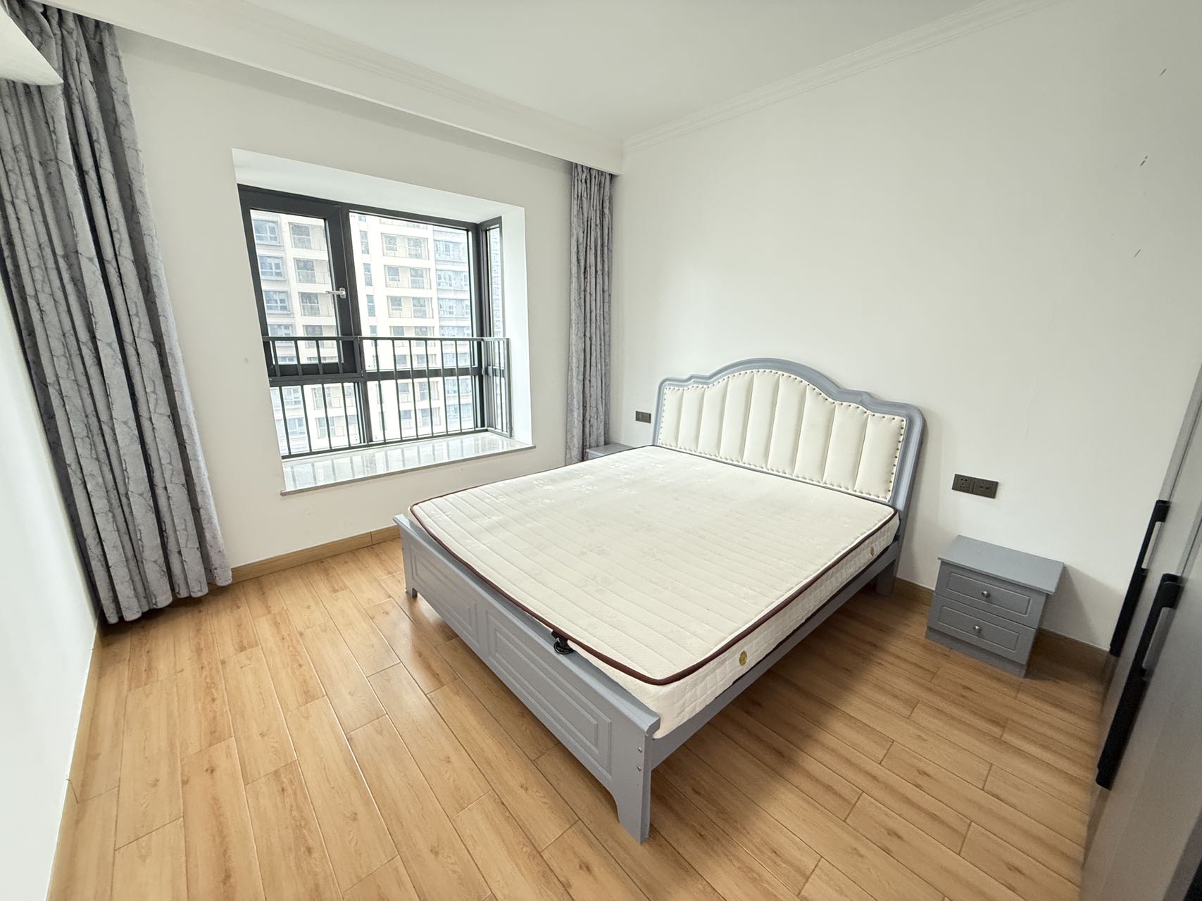 尚运上品 3室2厅2卫 5500.0元/月 尚运上品 3室2厅2卫 5500.0元/月室内图