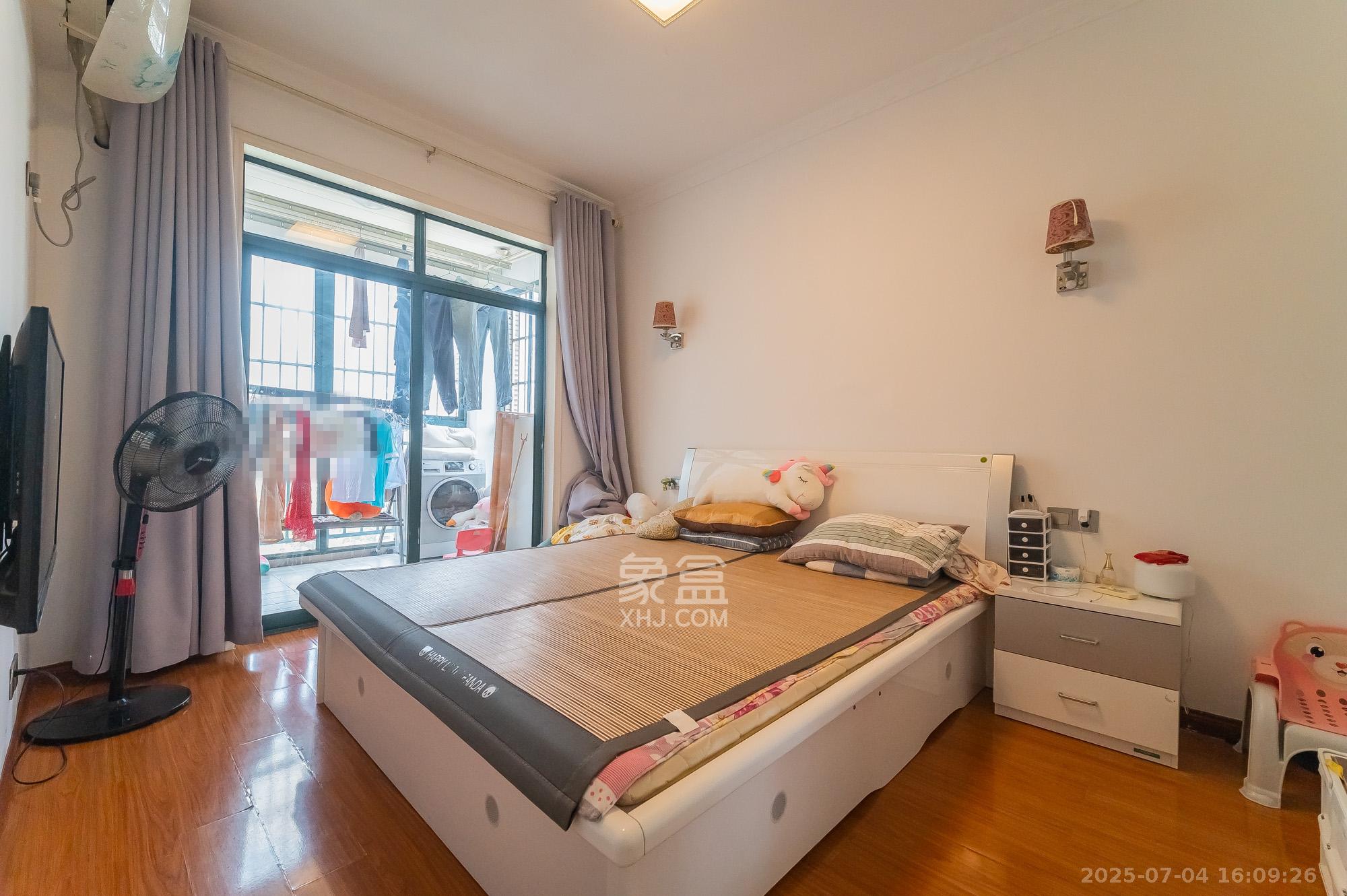 松雅湖畔 3室2厅1卫 68.8万 松雅湖畔 3室2厅1卫 68.8万卧室