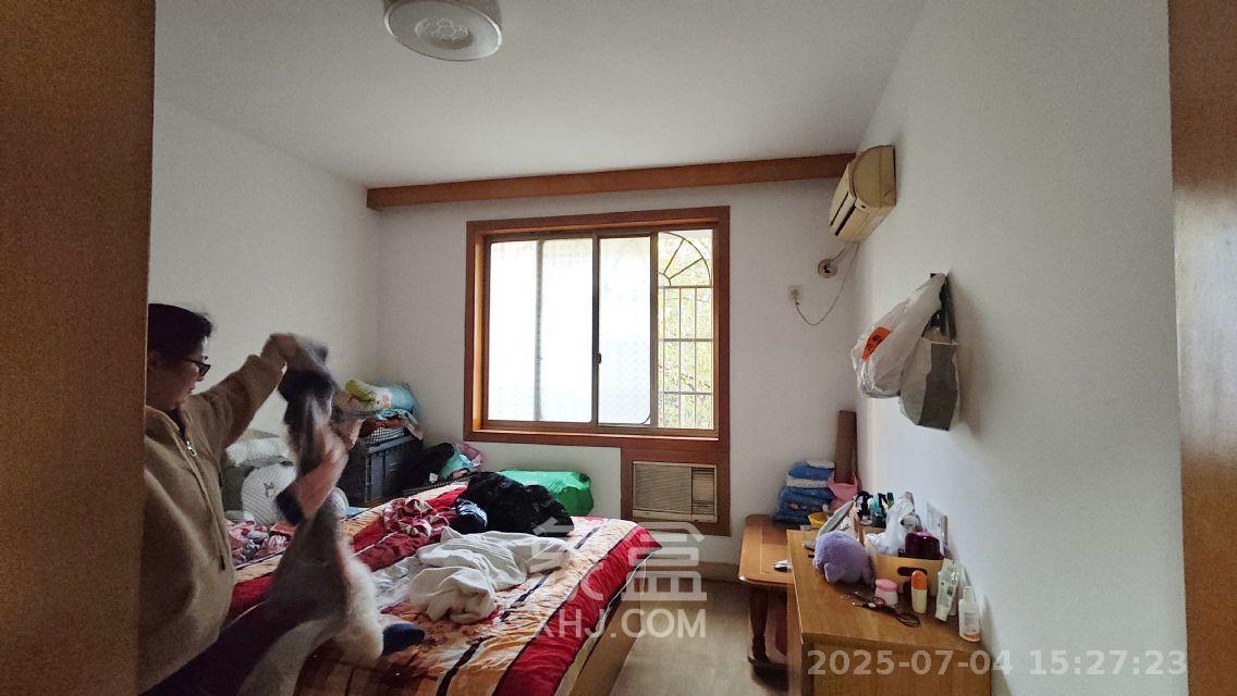 葩塘小区  3室2厅1卫   950.00元/月室内图