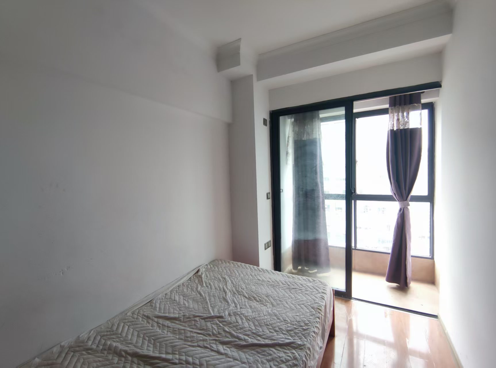 中建国际大厦 2室2厅1卫 1600.0元/月 中建国际大厦 2室2厅1卫 1600.0元/月室内图