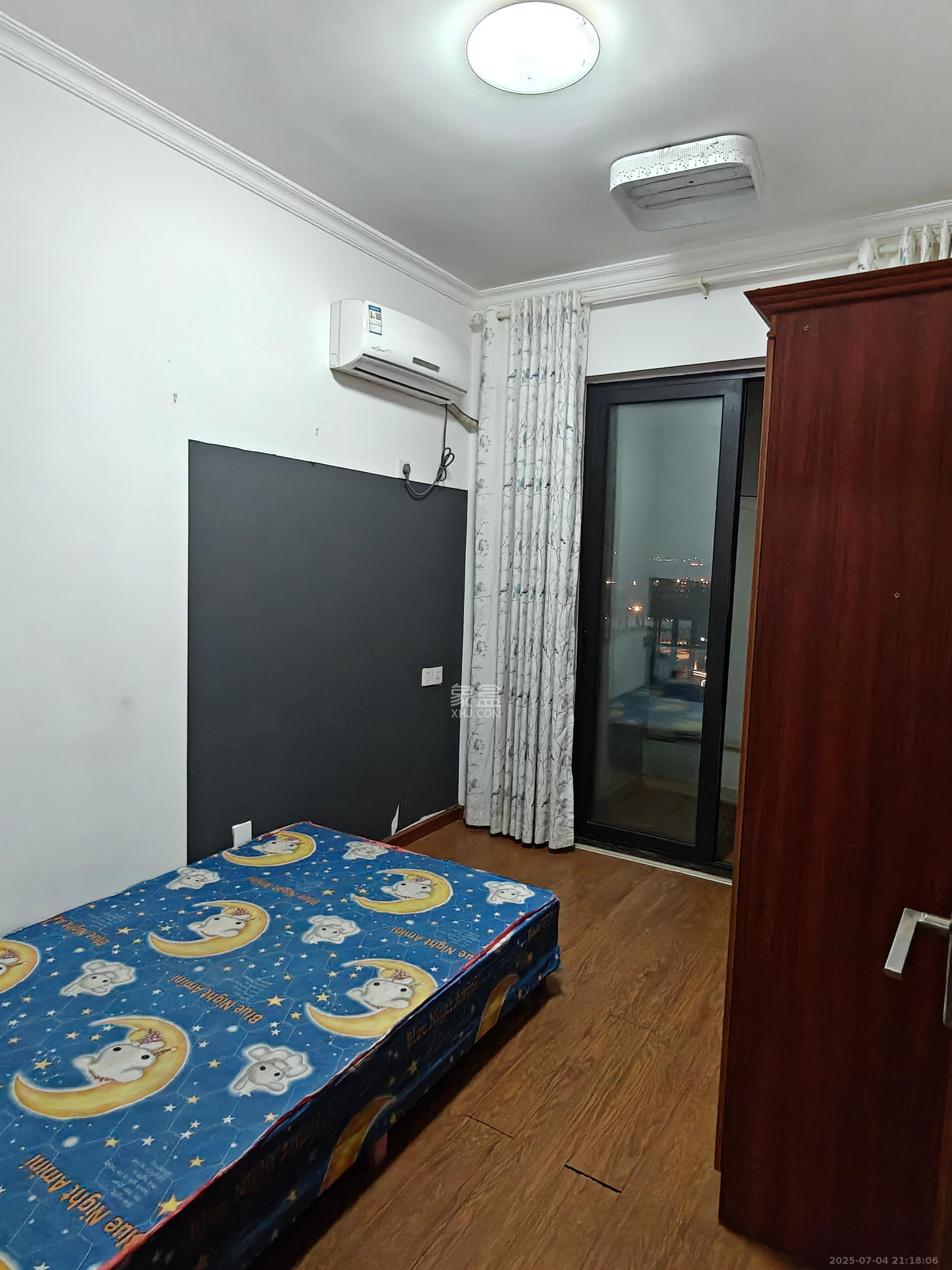 中信凯旋蓝岸(中信新城三期) 3室1厅1卫 1600.0元/月 中信凯旋蓝岸(中信新城三期) 3室1厅1卫 1600.0元/月室内图