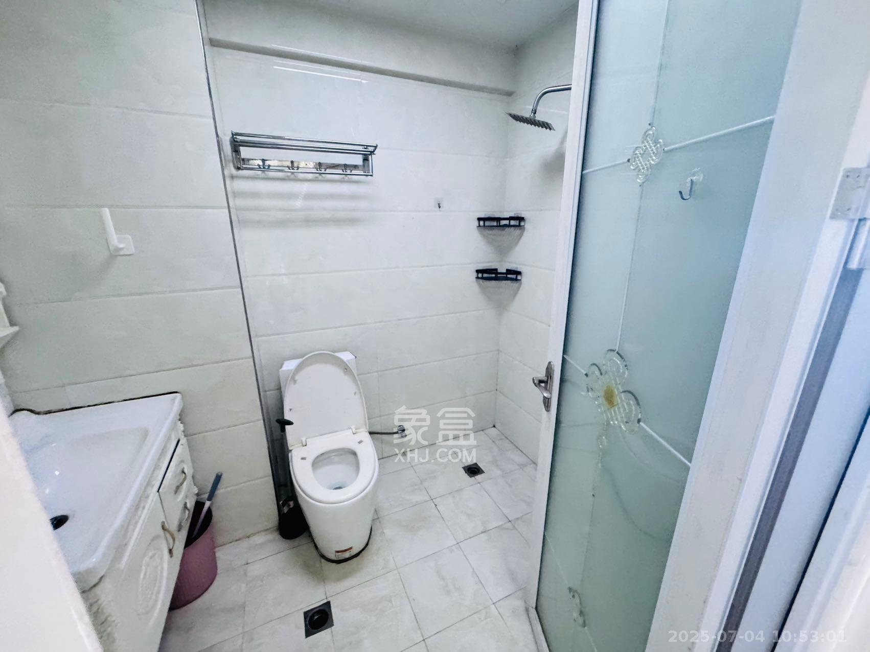 创世纪广场 1室1厅1卫 1500.0元/月 创世纪广场 1室1厅1卫 1500.0元/月室内图