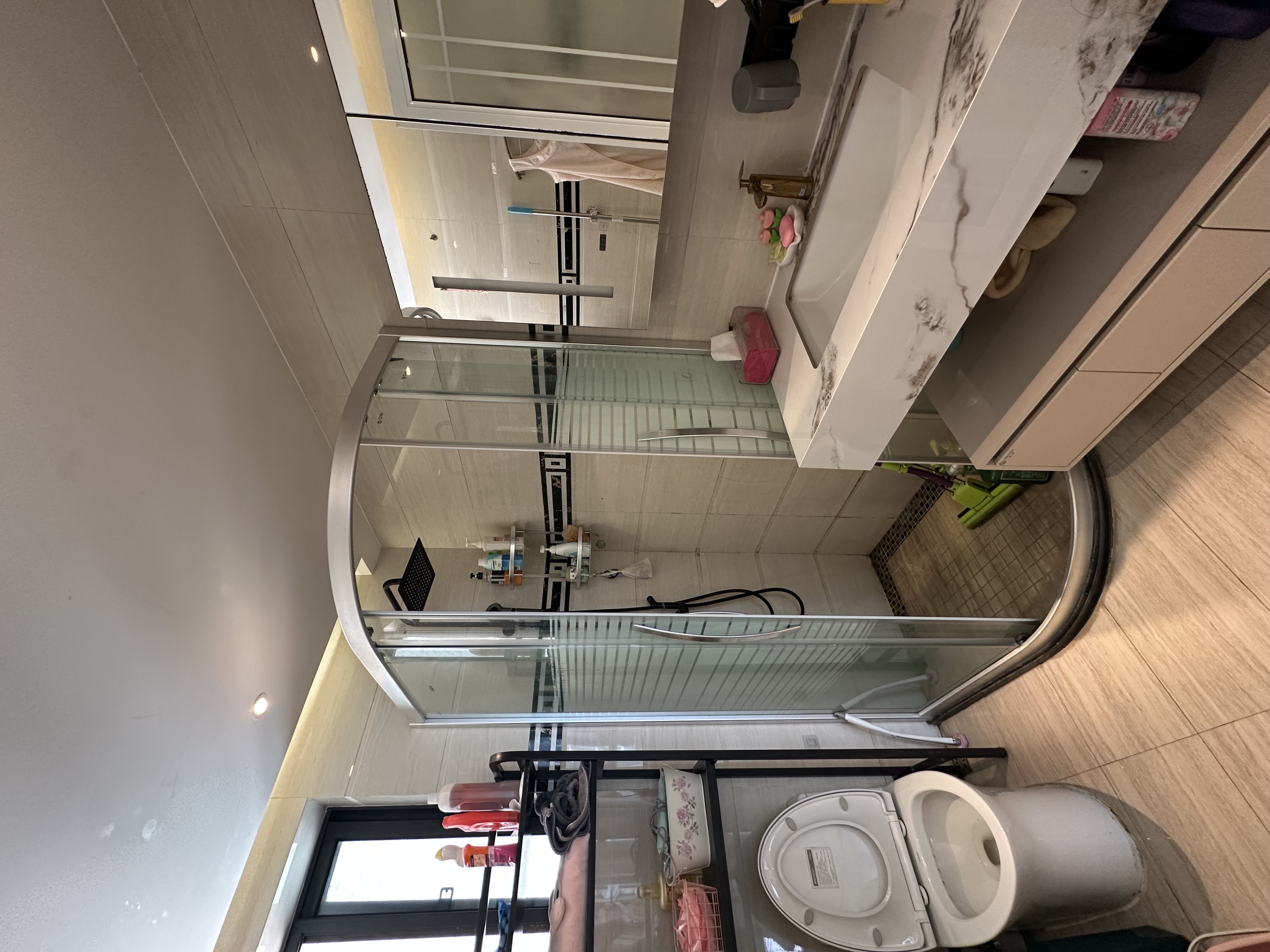 环强御景湾 3室2厅1卫 265.0万 环强御景湾 3室2厅1卫 265.0万客厅