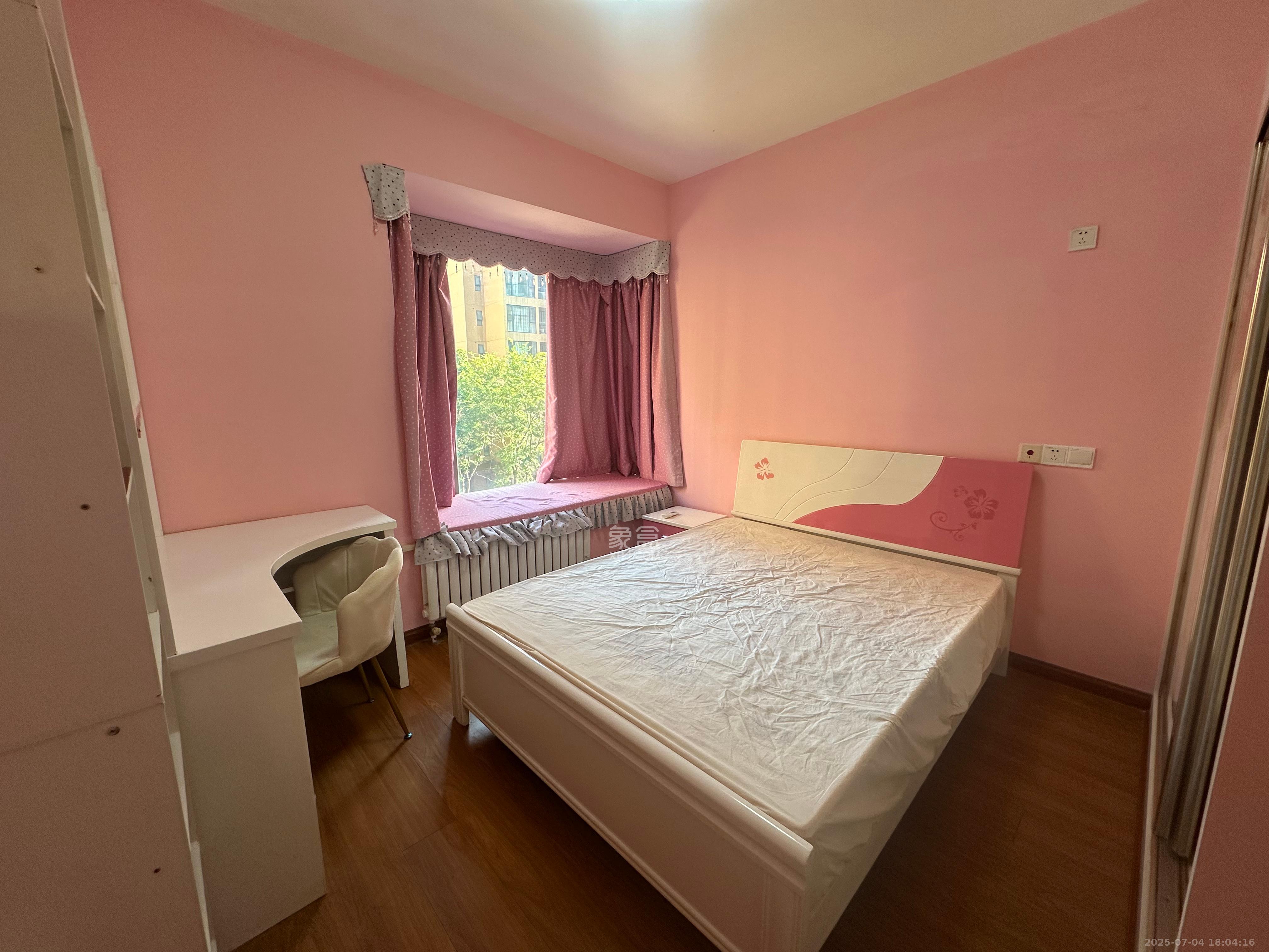 怡海星城 3室2厅1卫 1700.0元/月 怡海星城 3室2厅1卫 1700.0元/月室内图