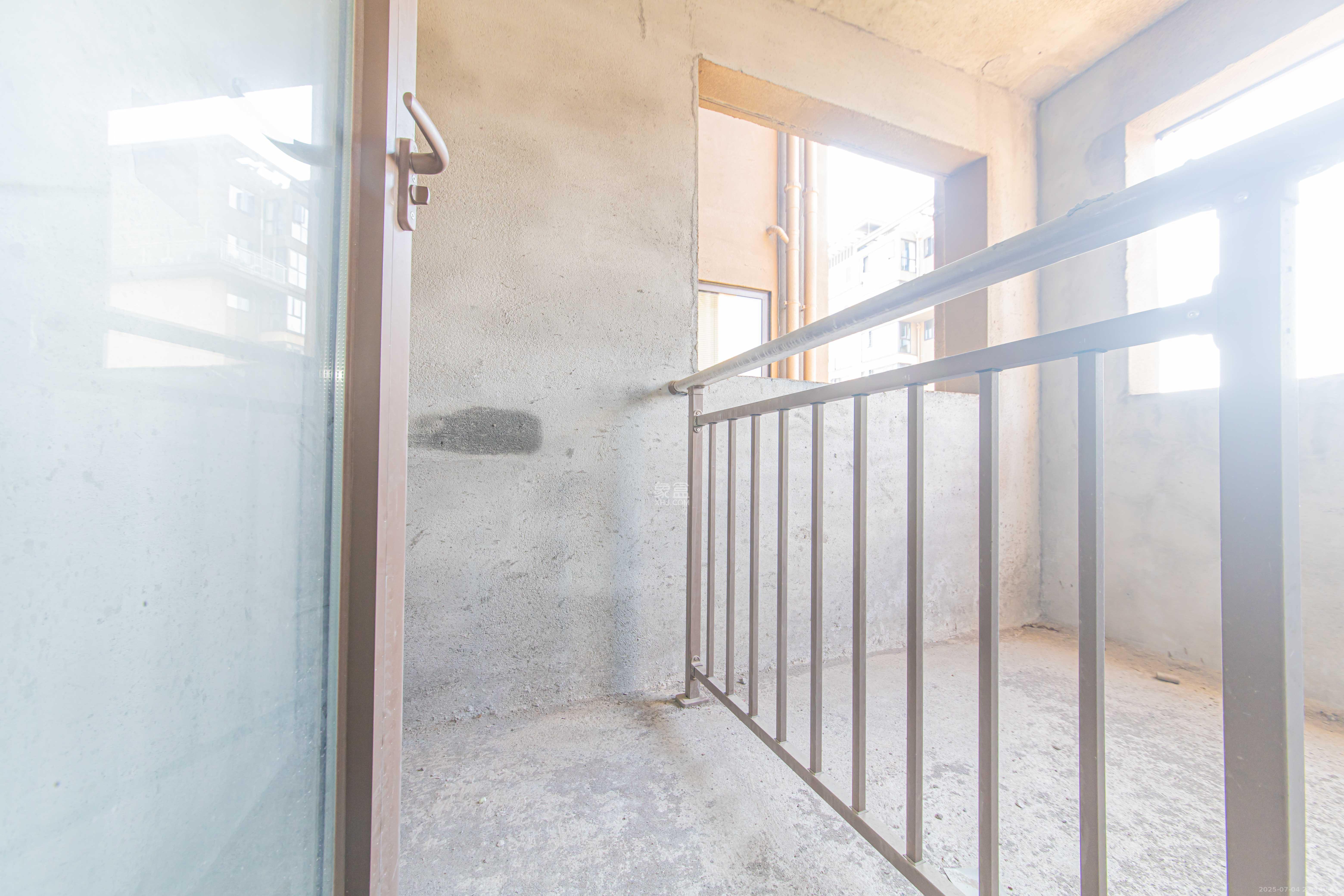 大唐印象三期御玺 4室2厅3卫 133.0万 大唐印象三期御玺 4室2厅3卫 133.0万卧室