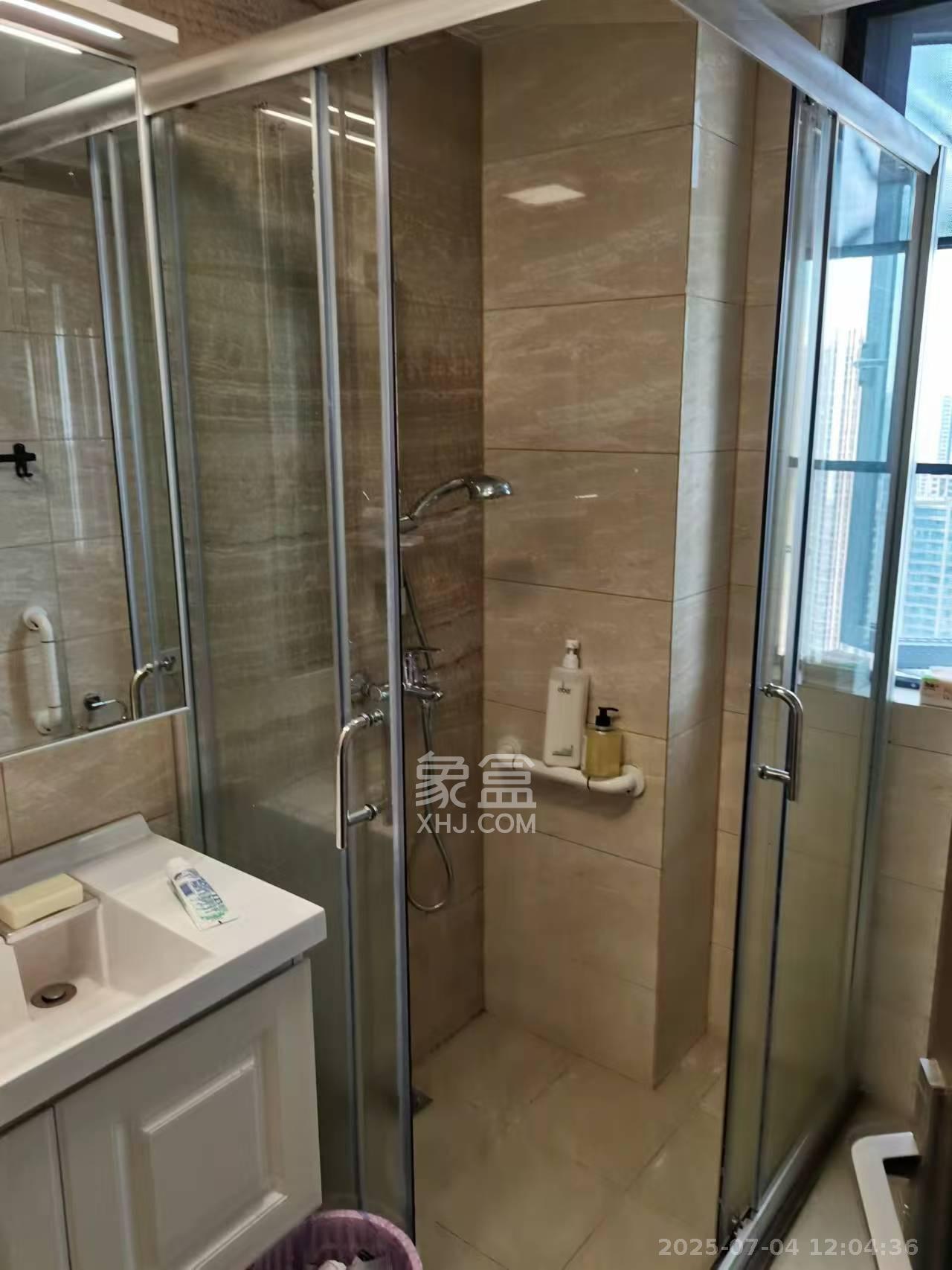 保利天禧C区  4室2厅2卫   6000.00元/月室内图