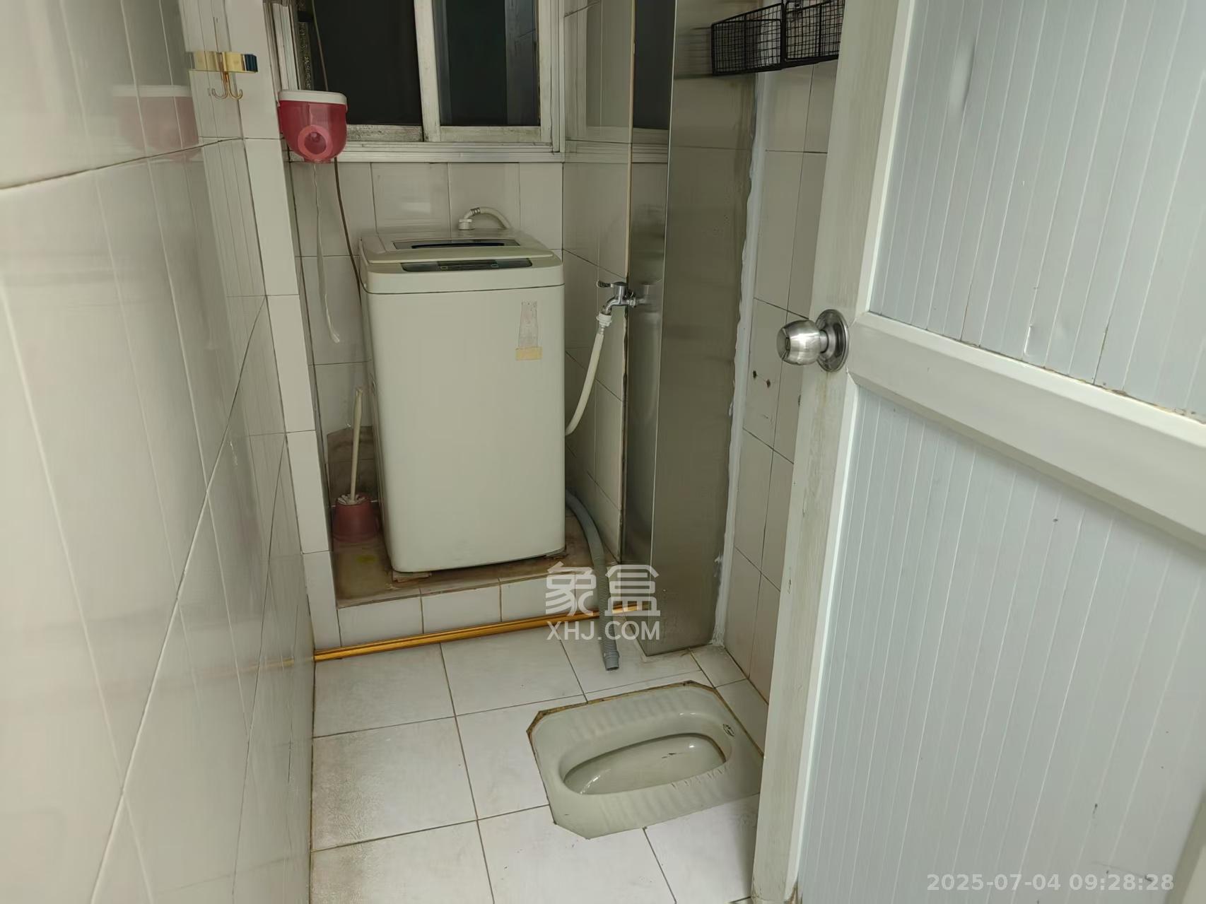 东塘电力院 2室1厅1卫 2000.0元/月 东塘电力院 2室1厅1卫 2000.0元/月室内图