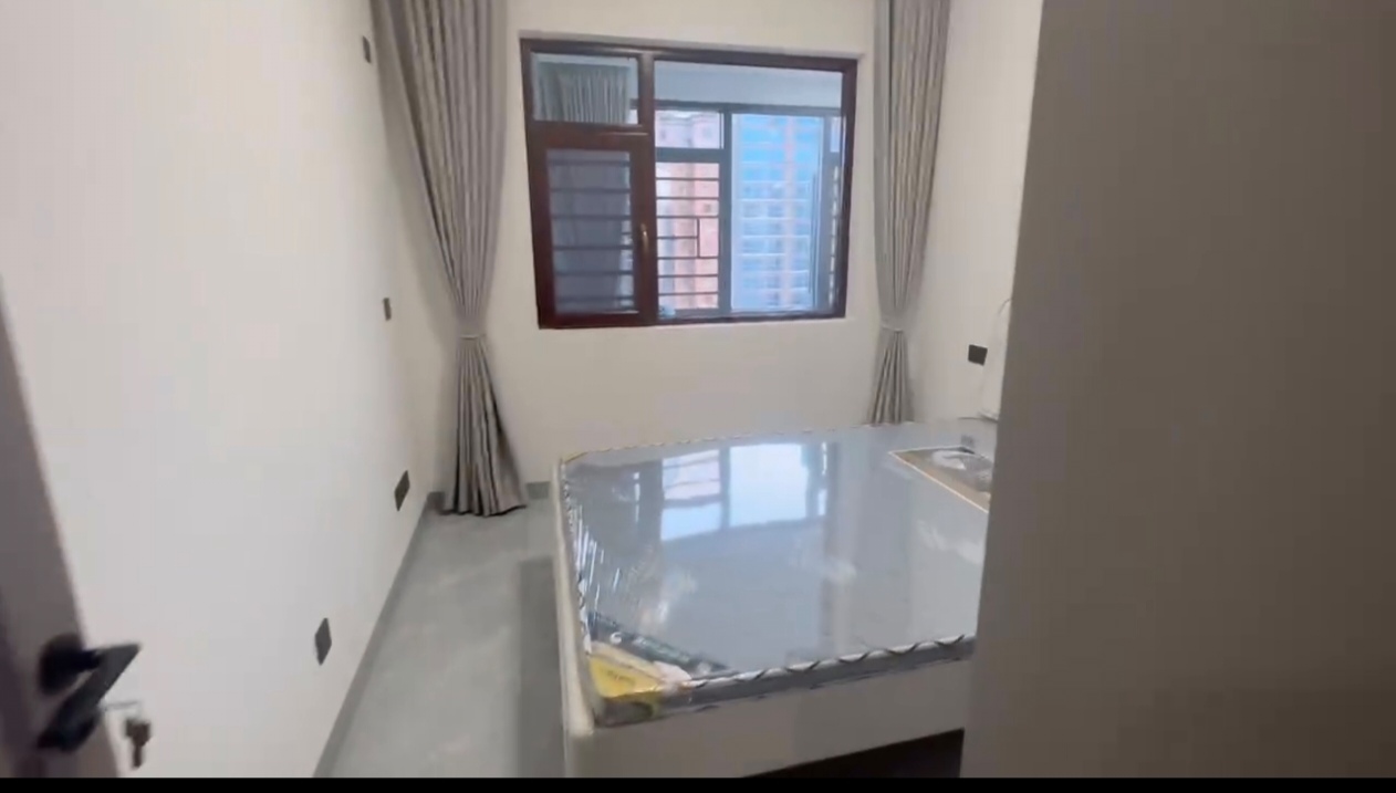 青春里 4室2厅2卫 128.0万 青春里 4室2厅2卫 128.0万客厅