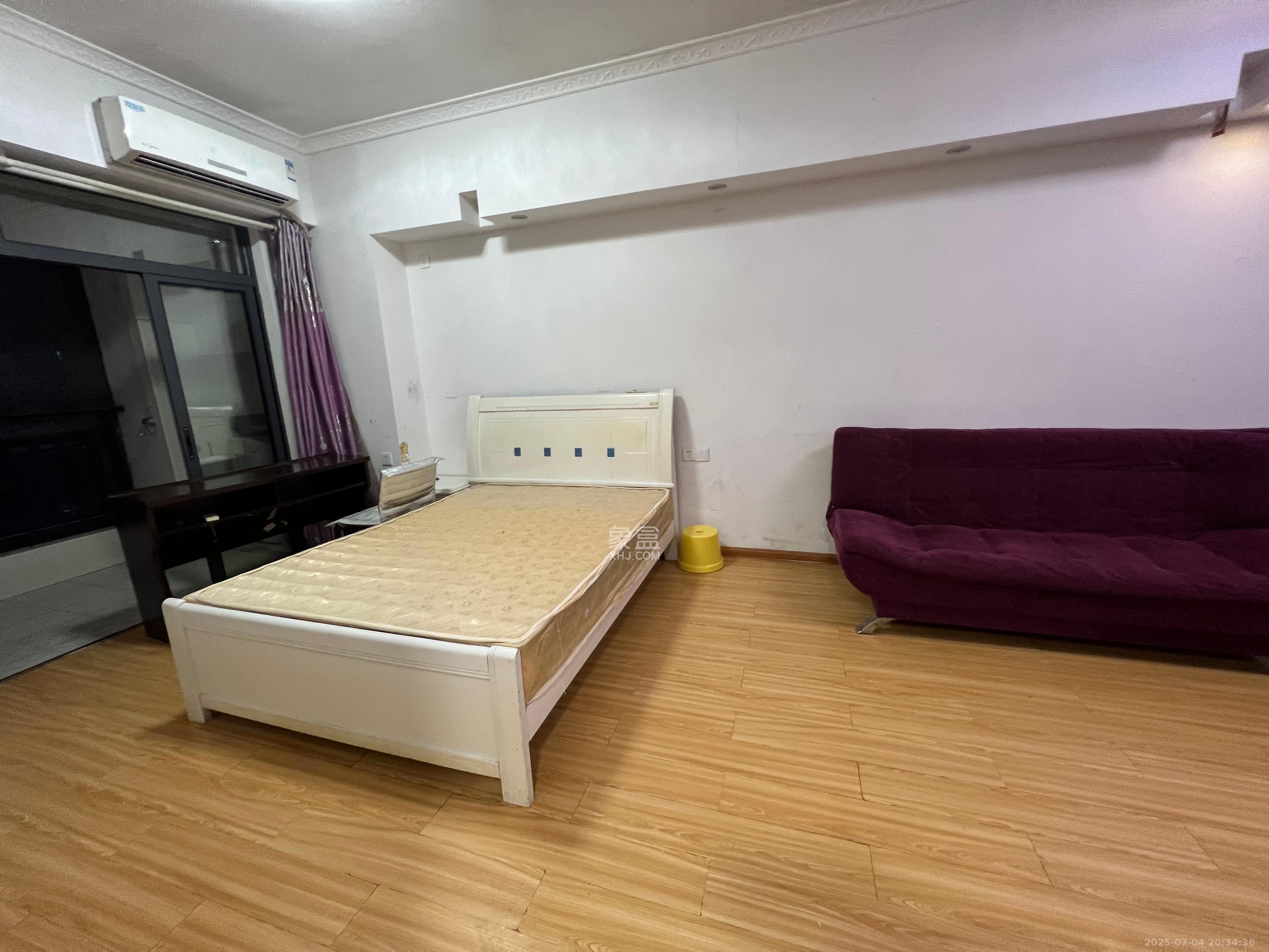 天骄福邸 1室1厅1卫 1700.0元/月 天骄福邸 1室1厅1卫 1700.0元/月室内图