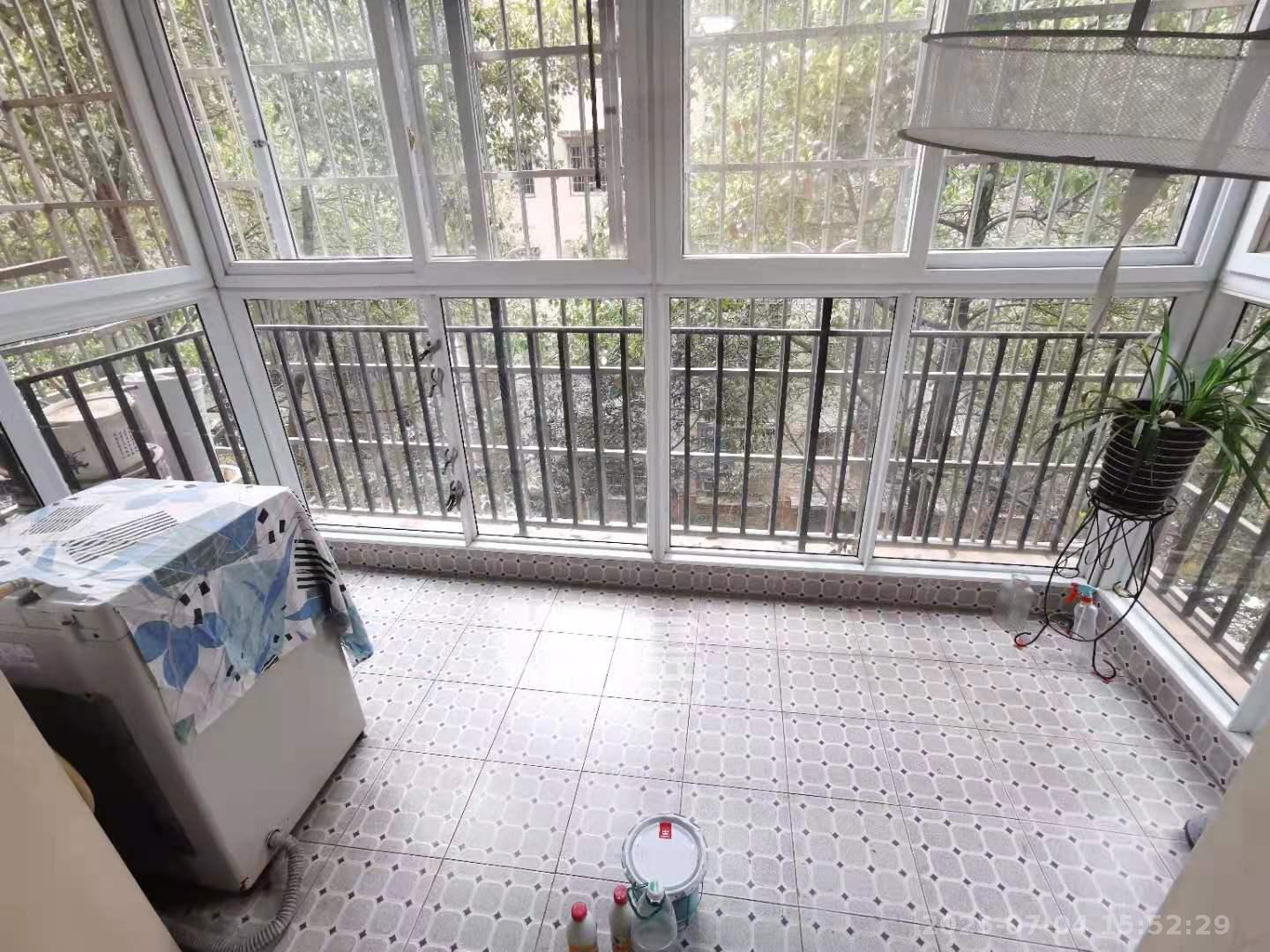 枫林美景  3室2厅2卫   2500.00元/月室内图