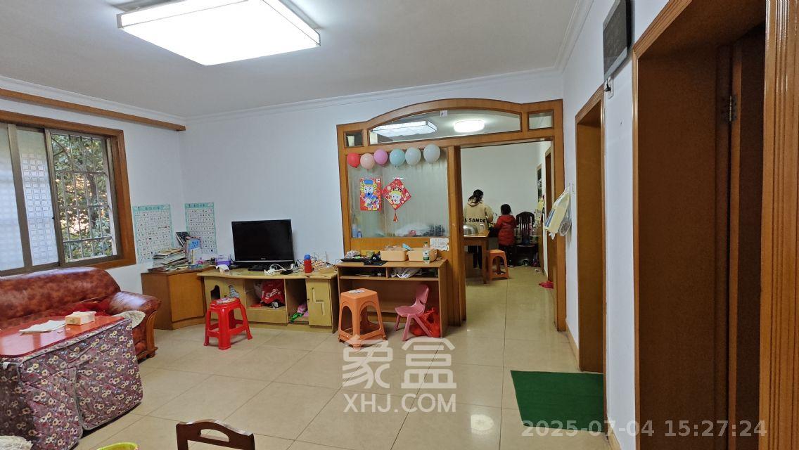 葩塘小区  3室2厅1卫   950.00元/月室内图