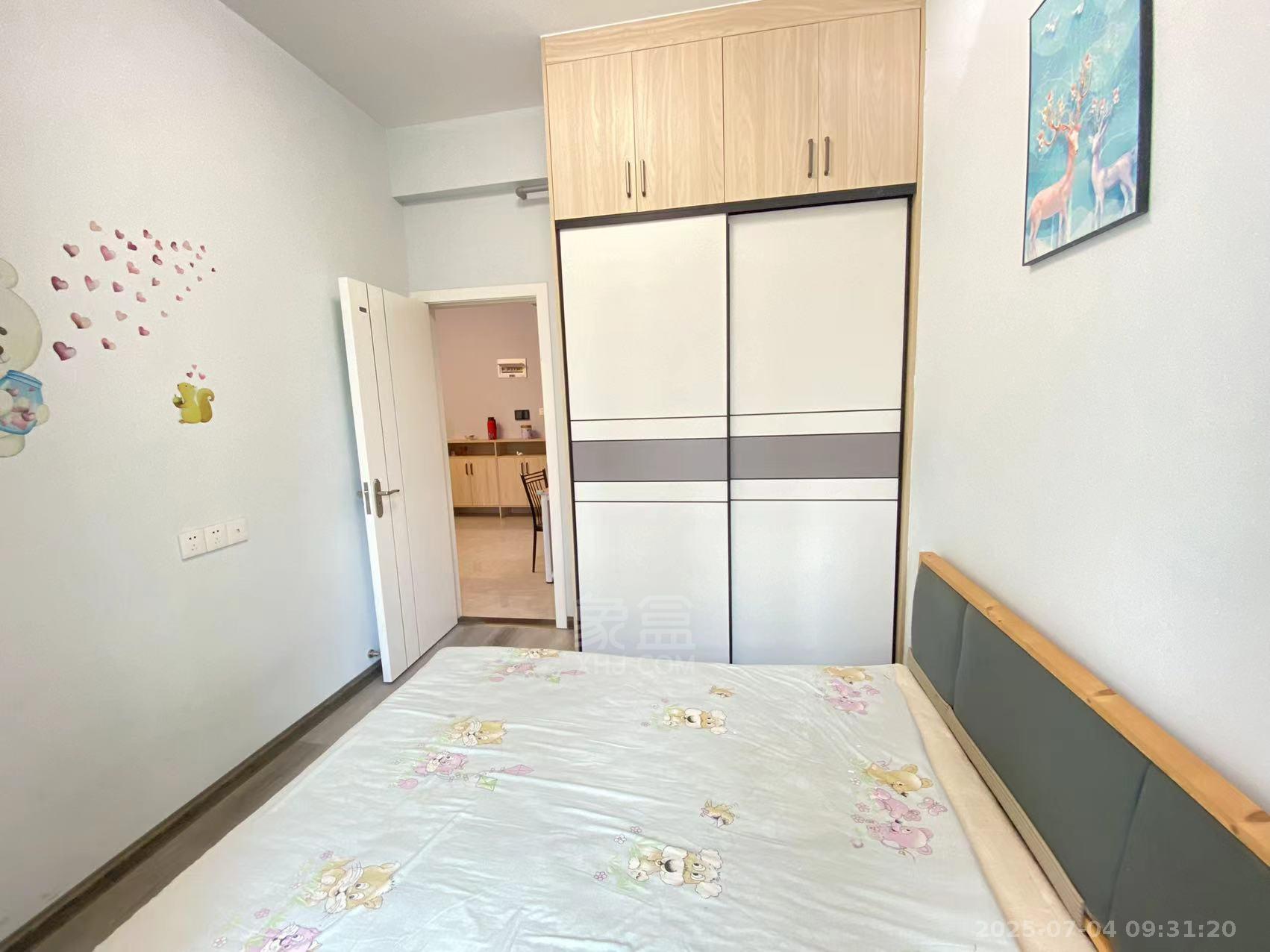 中建江湾壹号  2室2厅1卫   1600.00元/月室内图