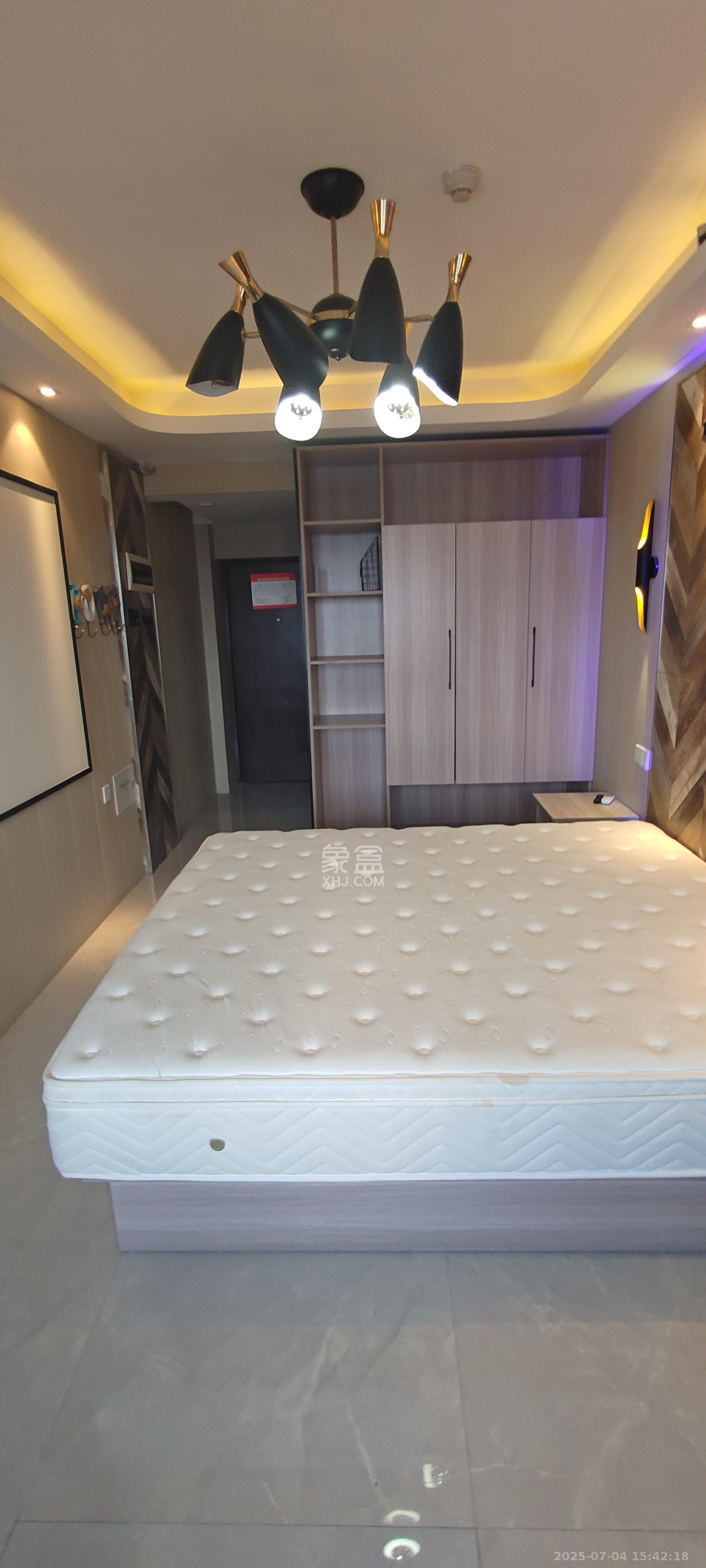 欧亚达国际广场  1室0厅0卫    1300.0元/月 欧亚达国际广场  1室0厅0卫    1300.0元/月室内图