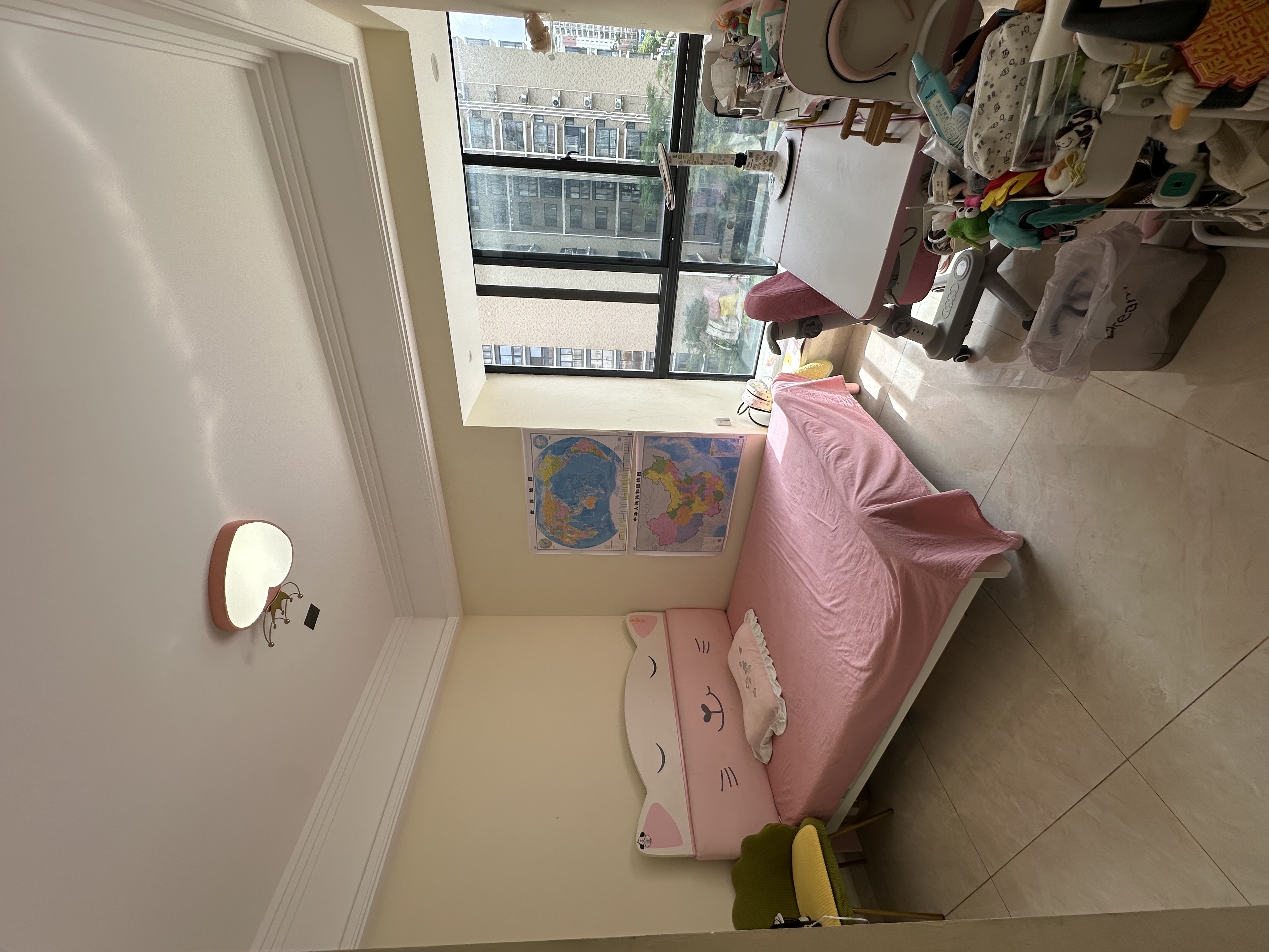 环强御景湾 3室2厅1卫 265.0万 环强御景湾 3室2厅1卫 265.0万客厅