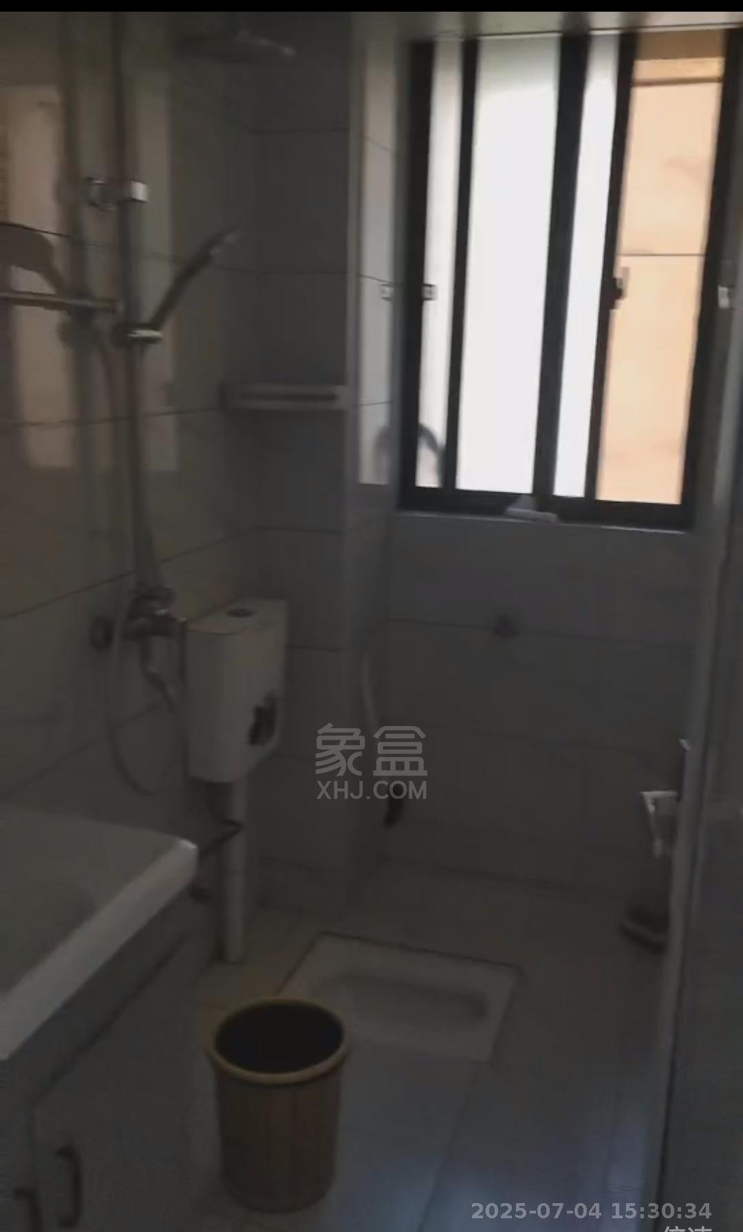 体育新城 4室2厅2卫 2300.0元/月 体育新城 4室2厅2卫 2300.0元/月室内图