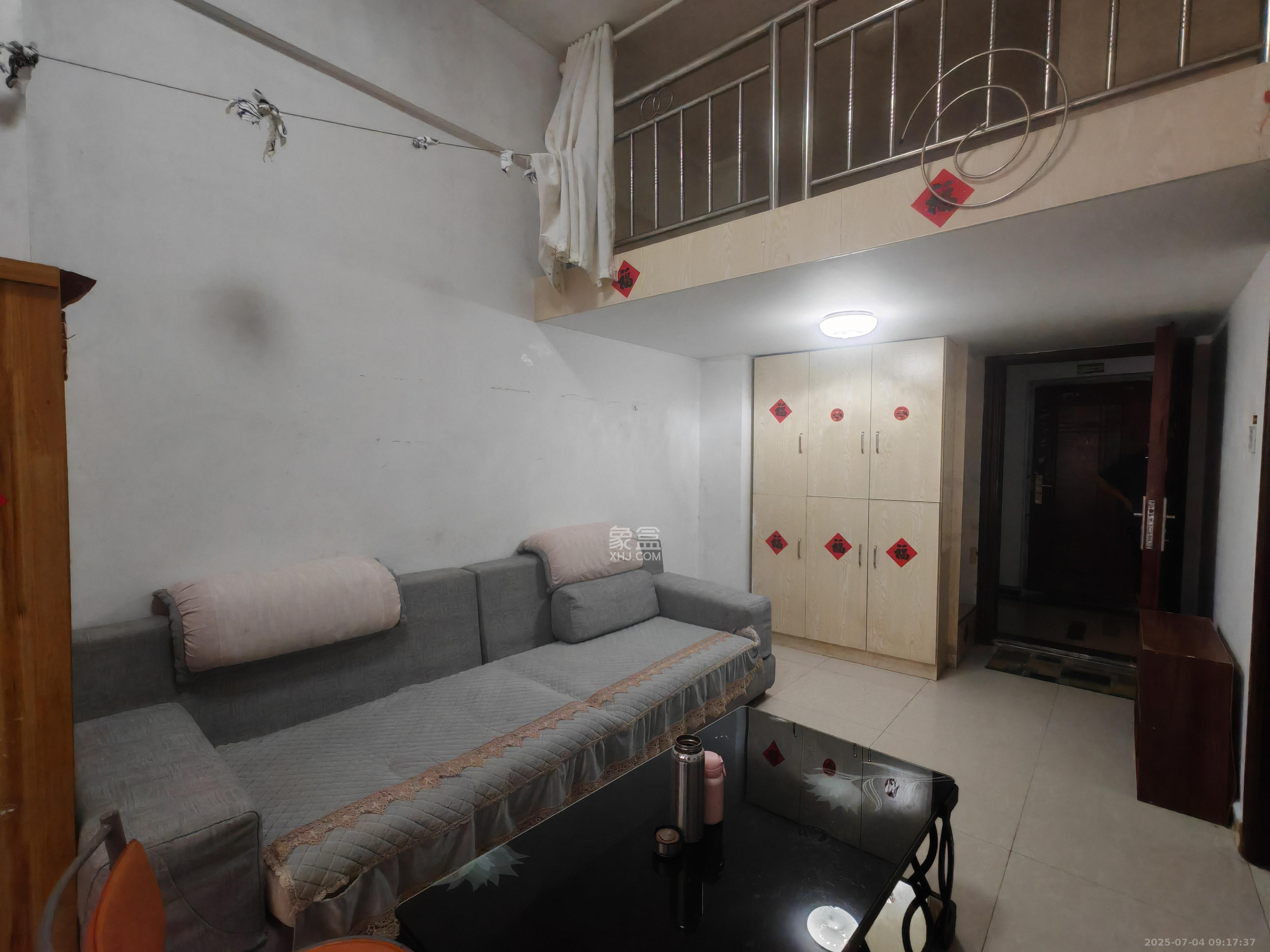 湖湾世景  1室1厅1卫    1200.0元/月室内图