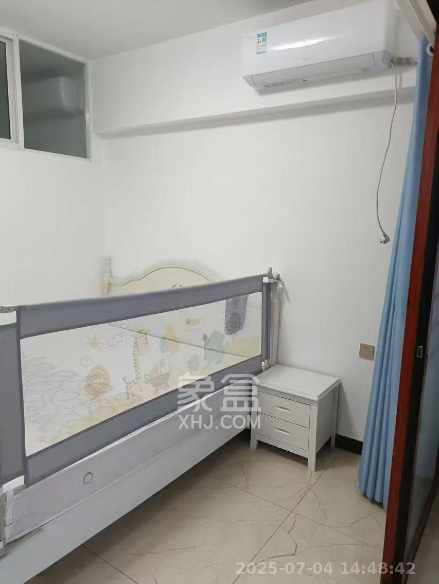 堤亚纳湾（深业沙河城）  2室2厅1卫   1700.00元/月室内图