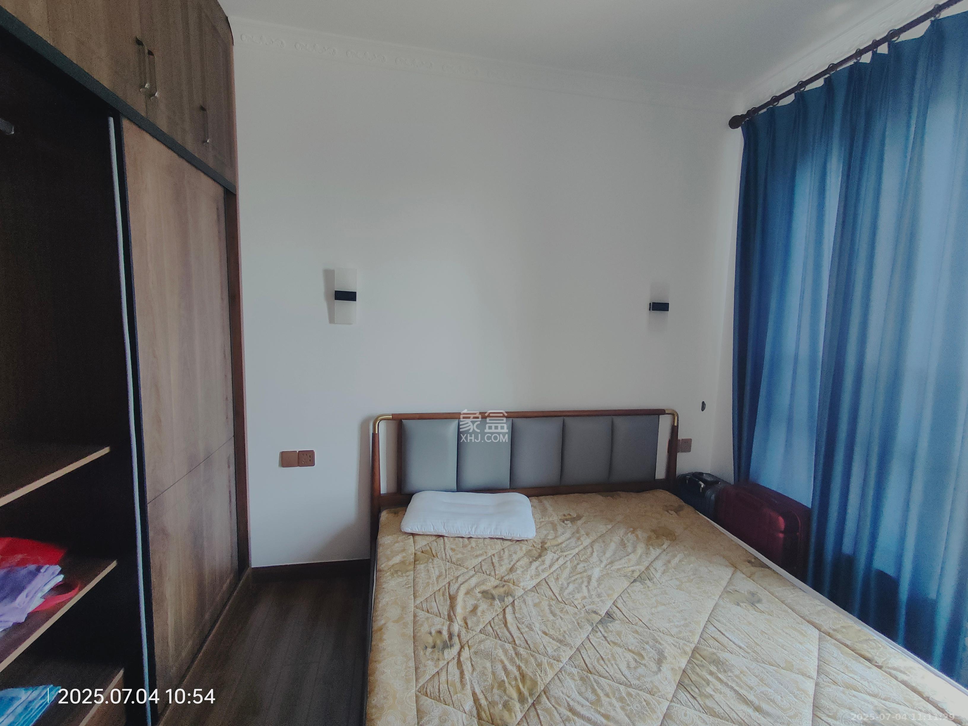 新盛珑璟台 3室2厅2卫 3500.0元/月 新盛珑璟台 3室2厅2卫 3500.0元/月室内图